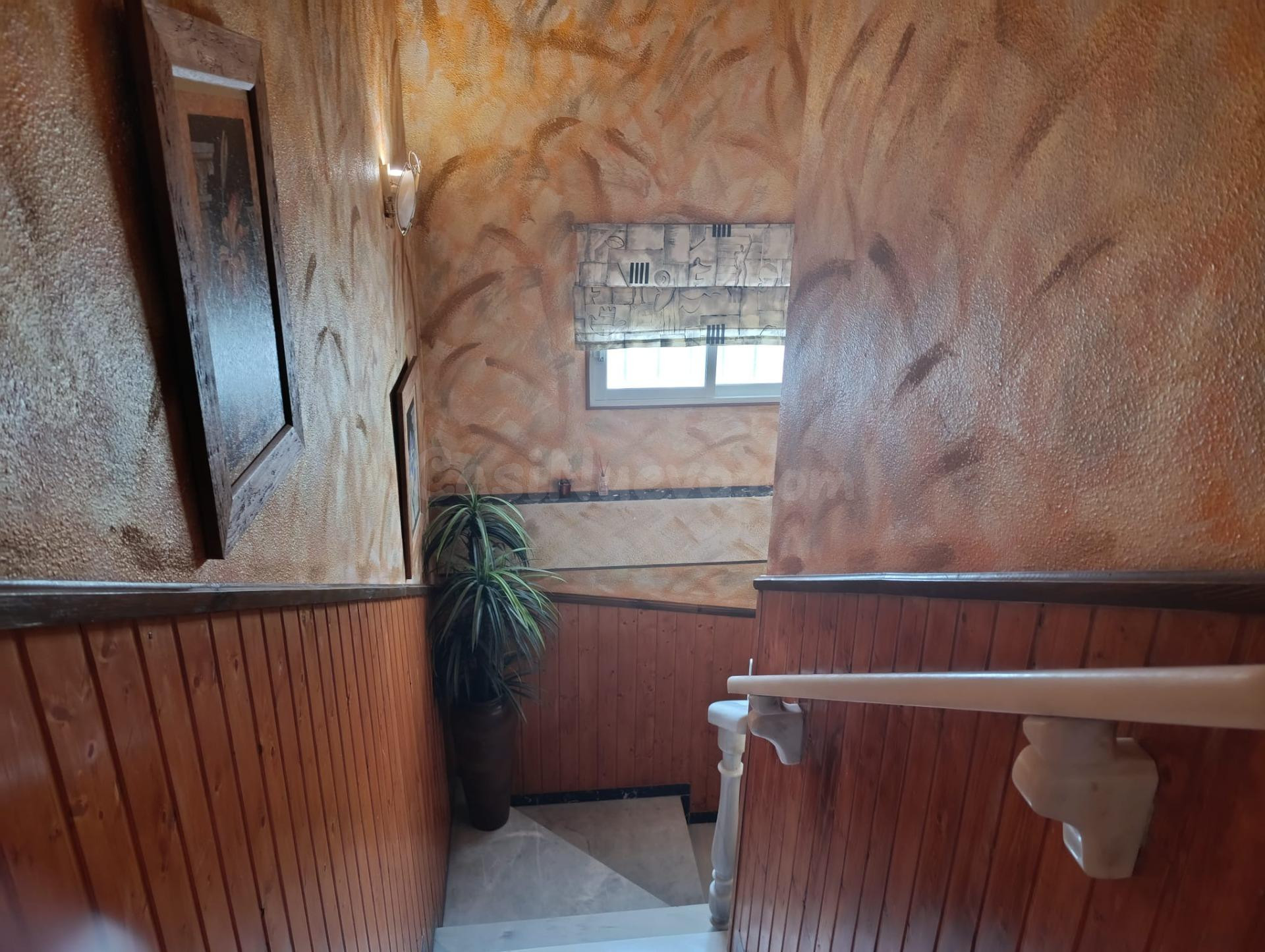 Casa con local acondicionado como pub en venta en la Loma de - foto 2