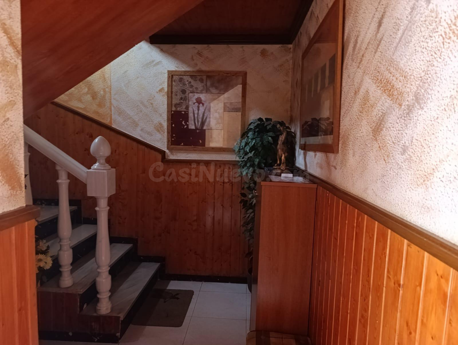 Casa con local acondicionado como pub en venta en la Loma de - foto 3