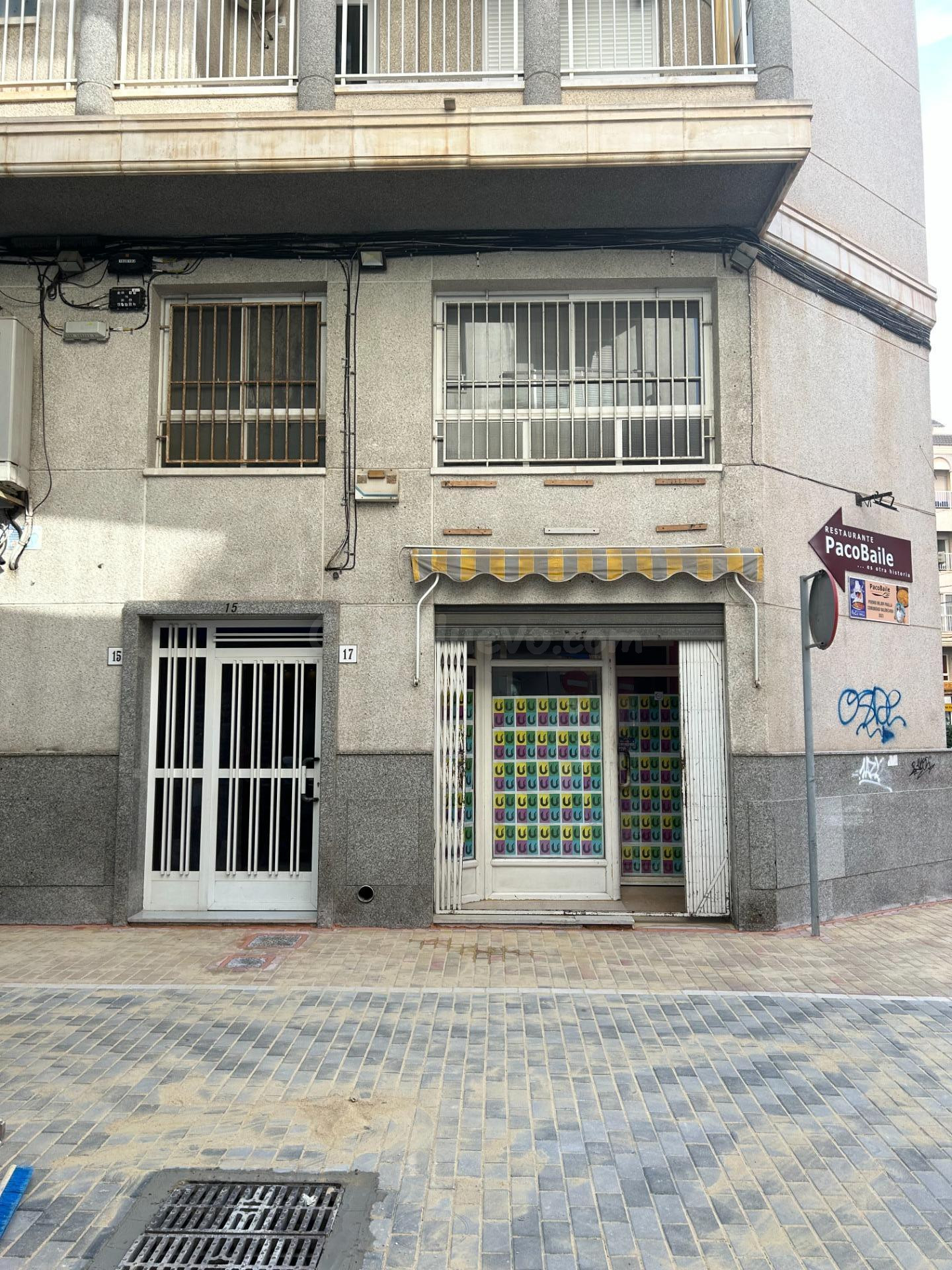 Local comercial en pleno centro de Santa Pola