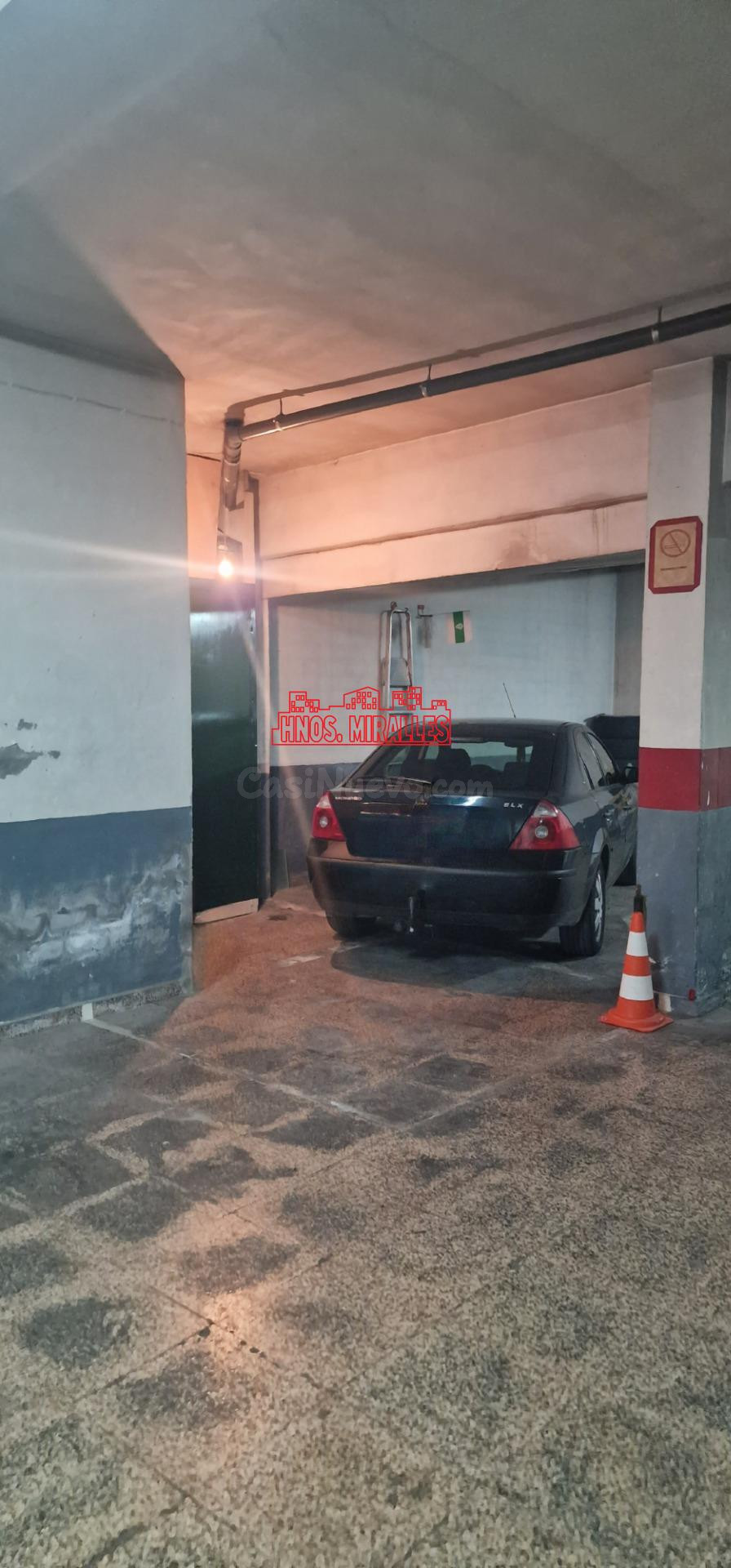 ¡¡ AMPLIO APARCAMIENTO IDEAL PARA COCHE CON REMORQUE O ESPAC - foto 5
