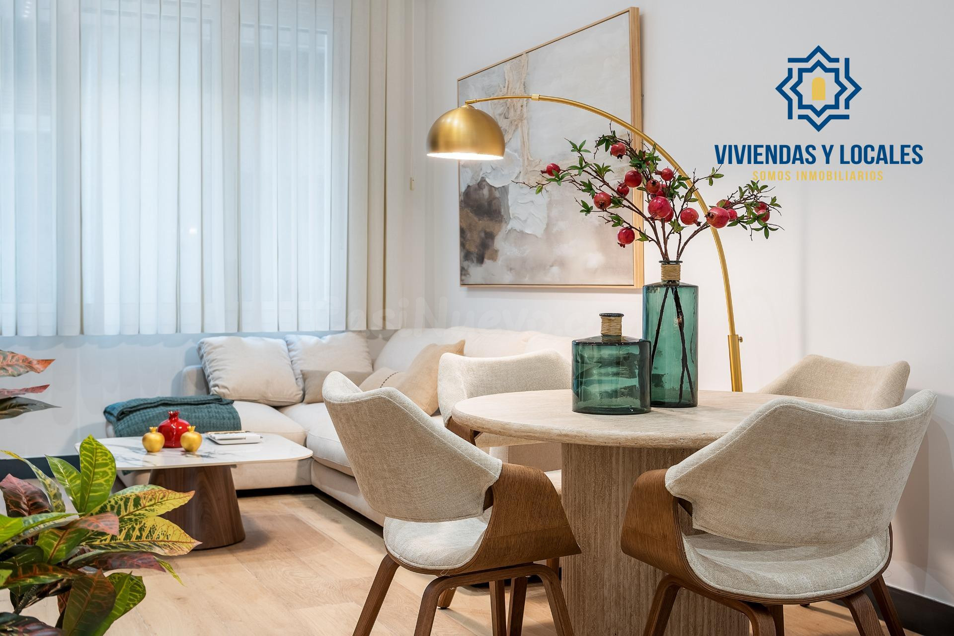 PRECIOSO APARTAMENTO DE UN DORMITORIO DE LUJO EN URBANIZACIO
