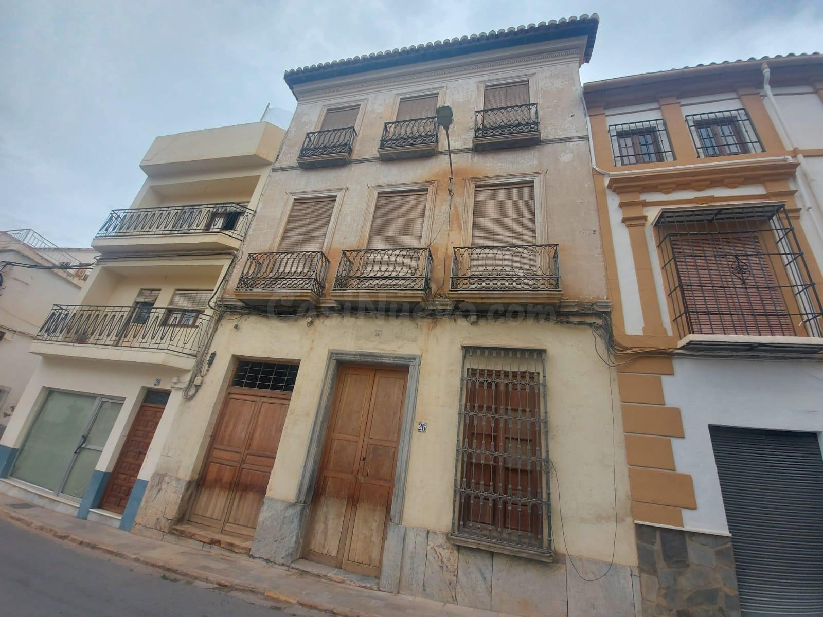 Casa antigua reformada en el centro de Berja - foto 2
