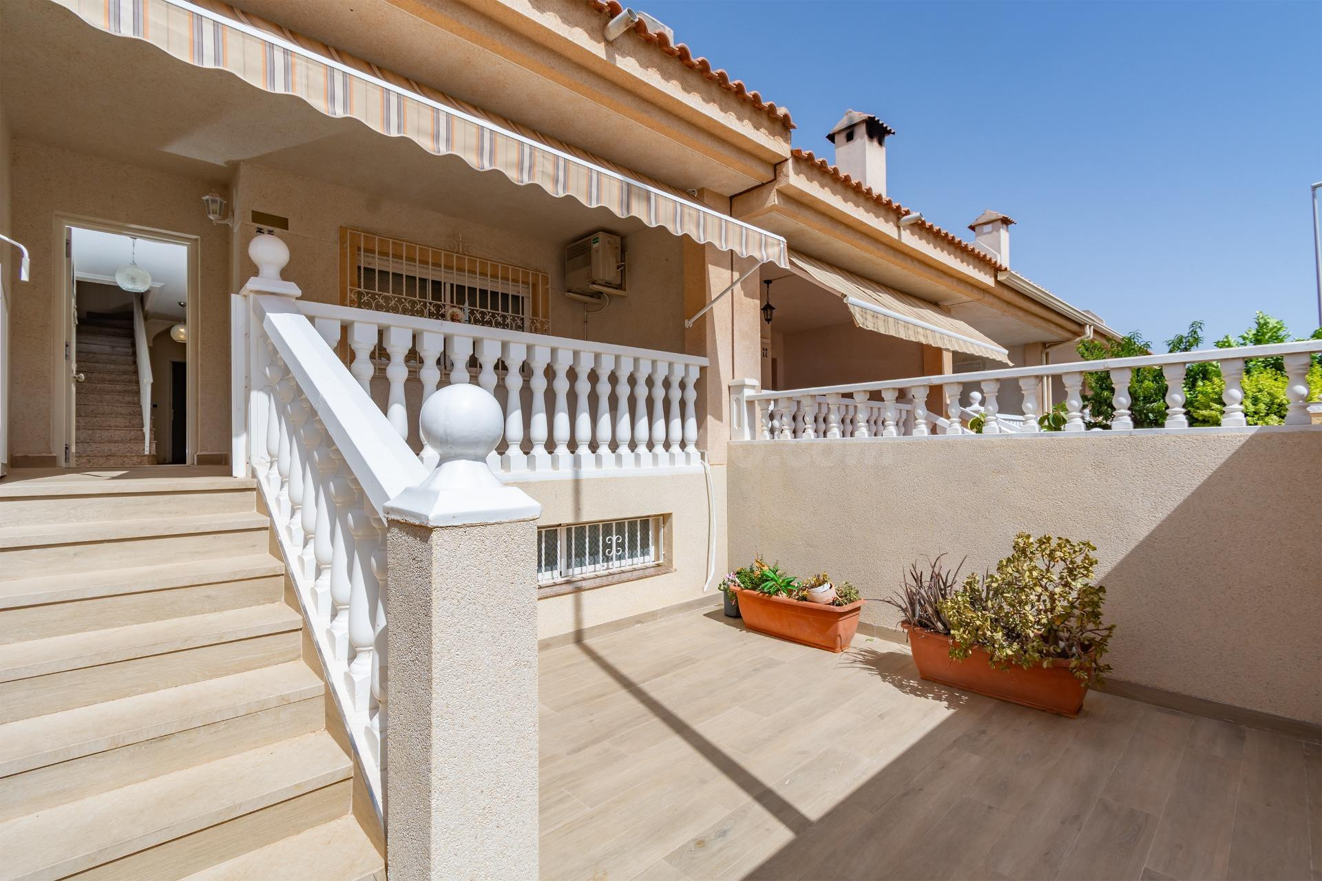 Duplex en Residencial San Francisco - Los Barreros