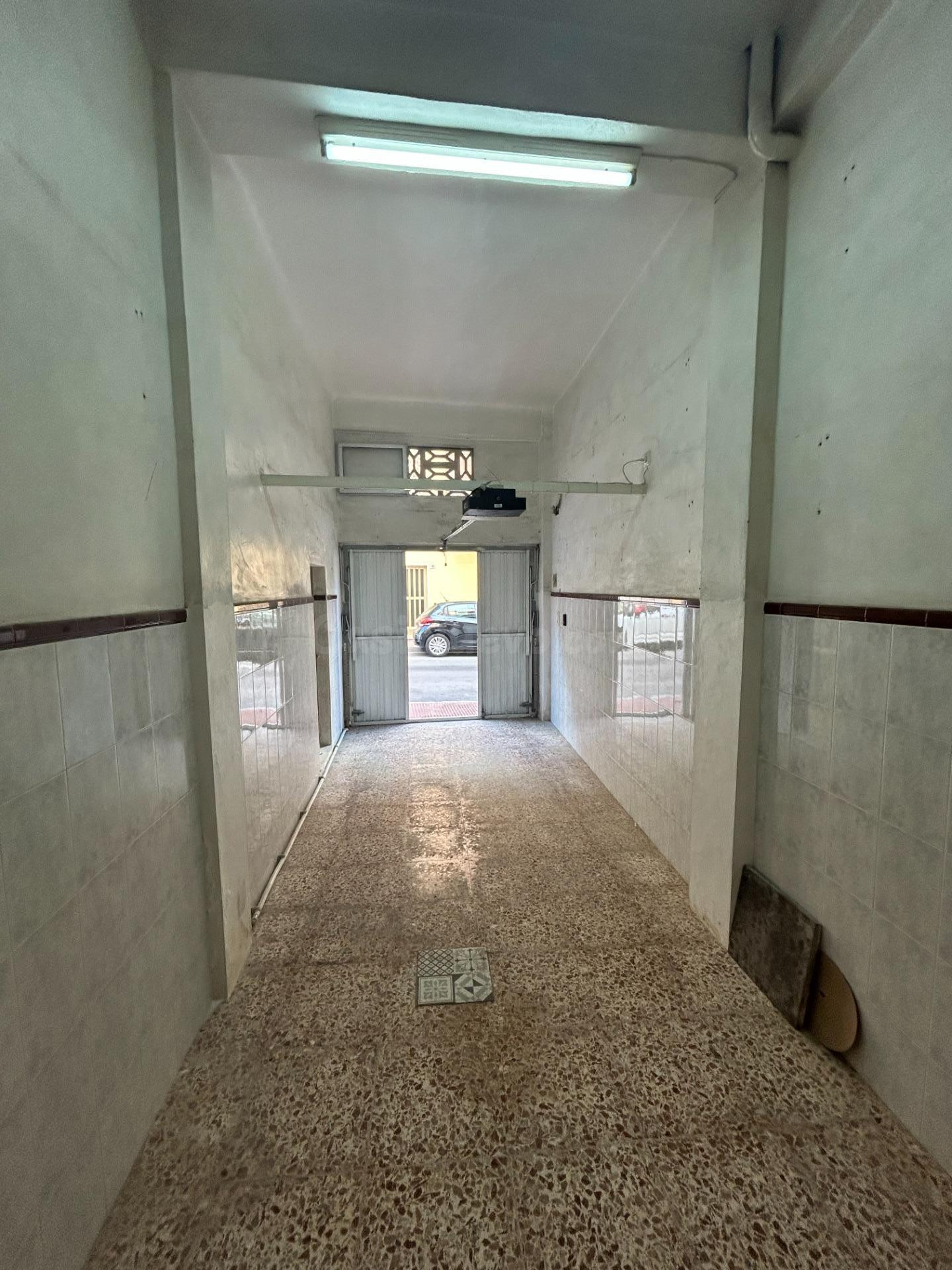 2 locales en venta con VADO - foto 5