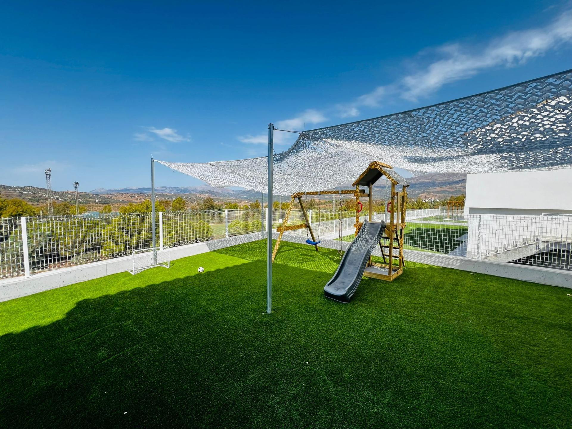 Chalets de obra nueva Residencial La Alzambra de la Viñuela - foto 4
