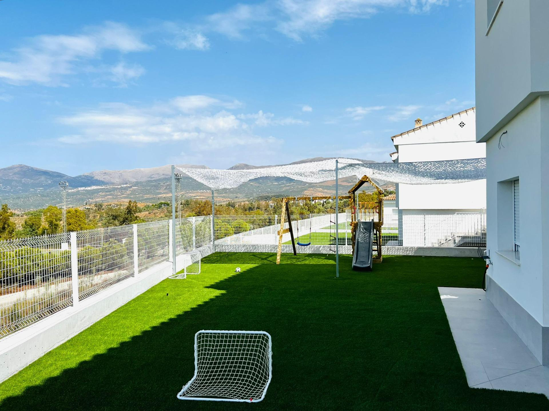 Chalets de obra nueva Residencial La Alzambra de la Viñuela - foto 5