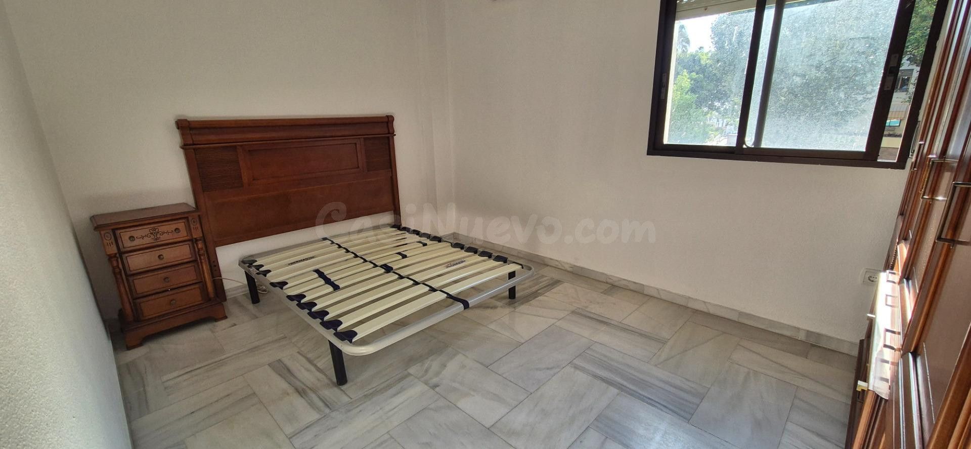 EN VENTA PISO EN LA CARIHUELA con 4 dormitorios y 2 baños en - foto 5