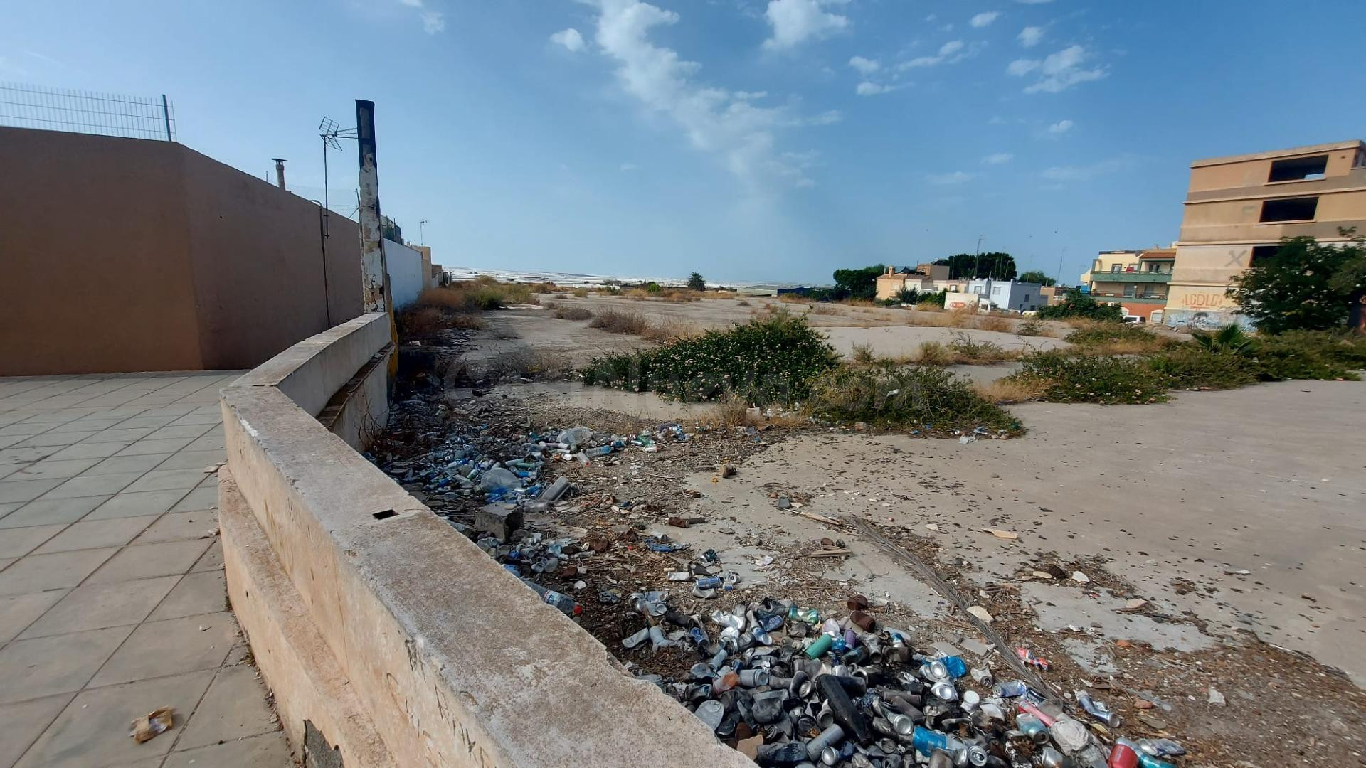 Solar urbano en venta en Santa María del Águila, junto al Bu - foto 5