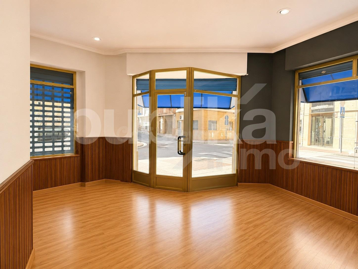 Local comercial 71m² en venta - Centro - foto 4