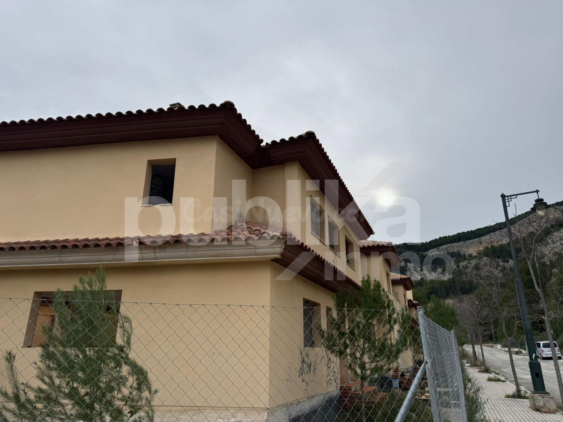 Edificio 3 habitaciones 6790m² en venta - Barri Zona Nord - foto 4