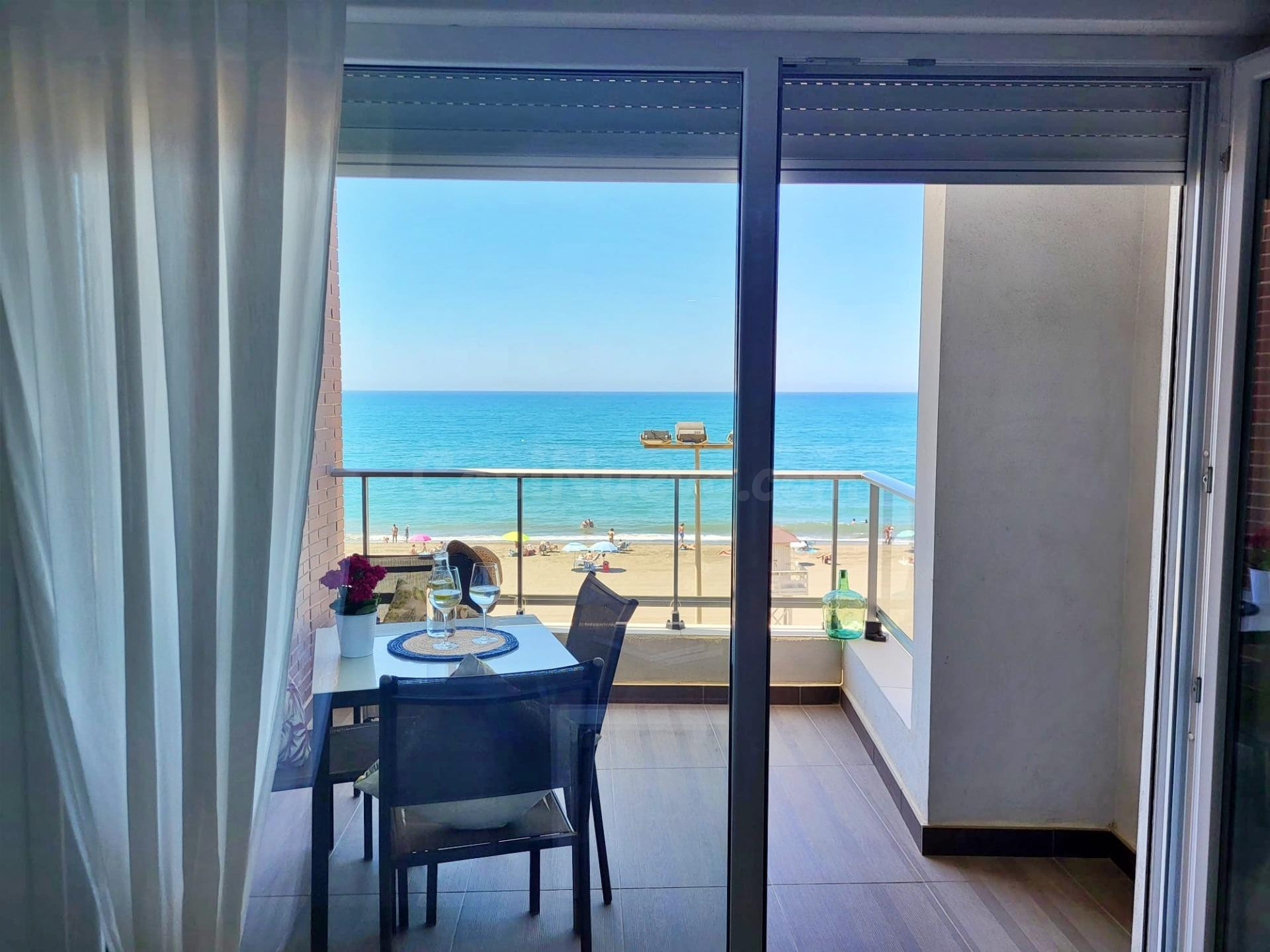 Piso 2 habitaciones 80m² en alquiler - 1ª LÍNEA DE PLAYA - foto 2