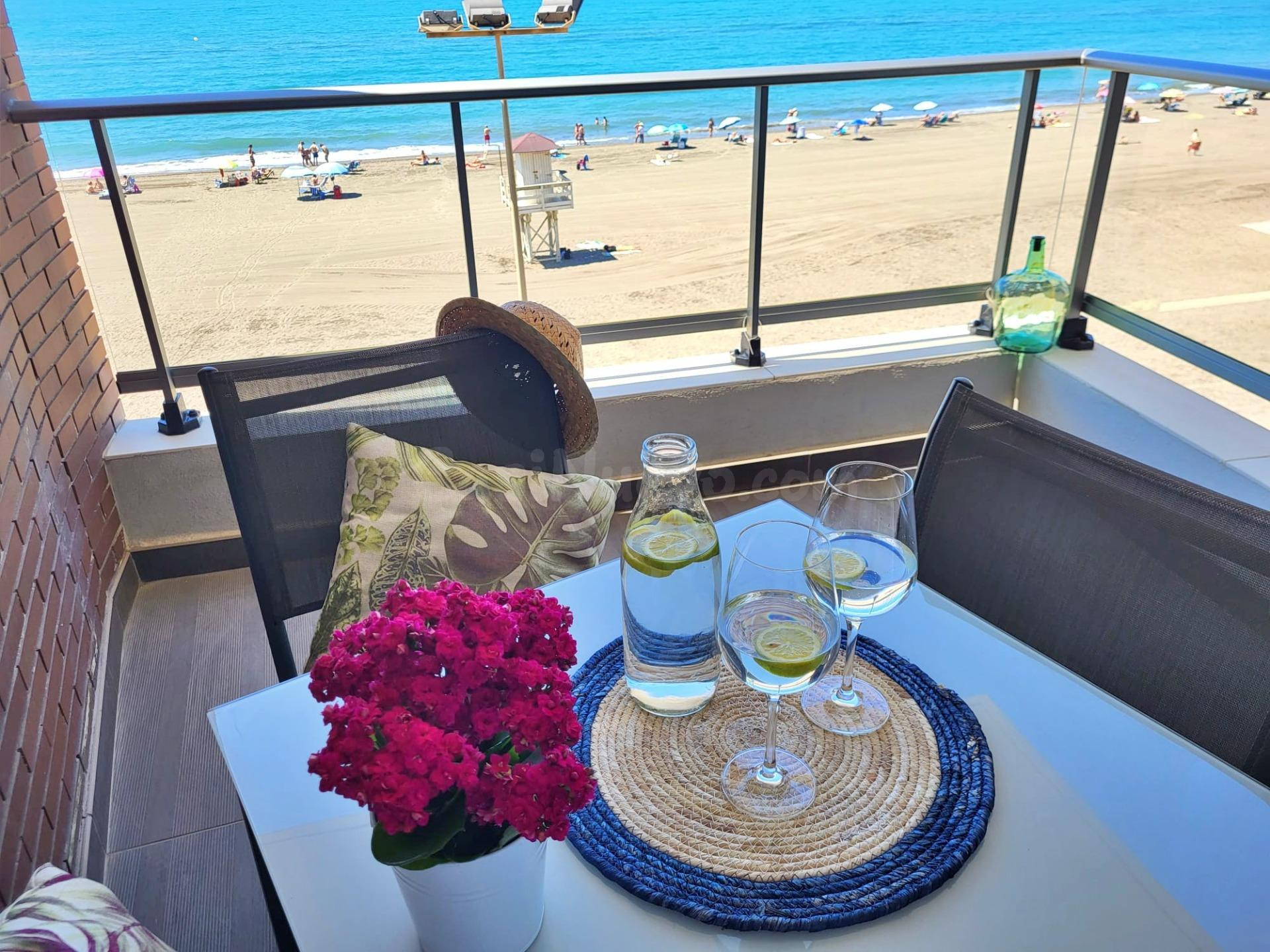 Piso 2 habitaciones 80m² en alquiler - 1ª LÍNEA DE PLAYA - foto 5