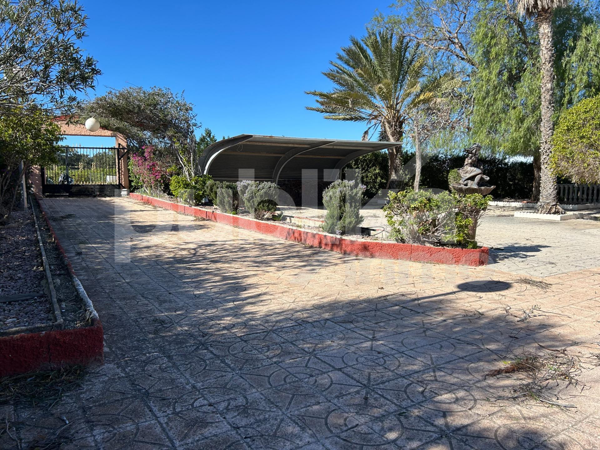 Chalet en venta en Urb. Los Limoneros - foto 2
