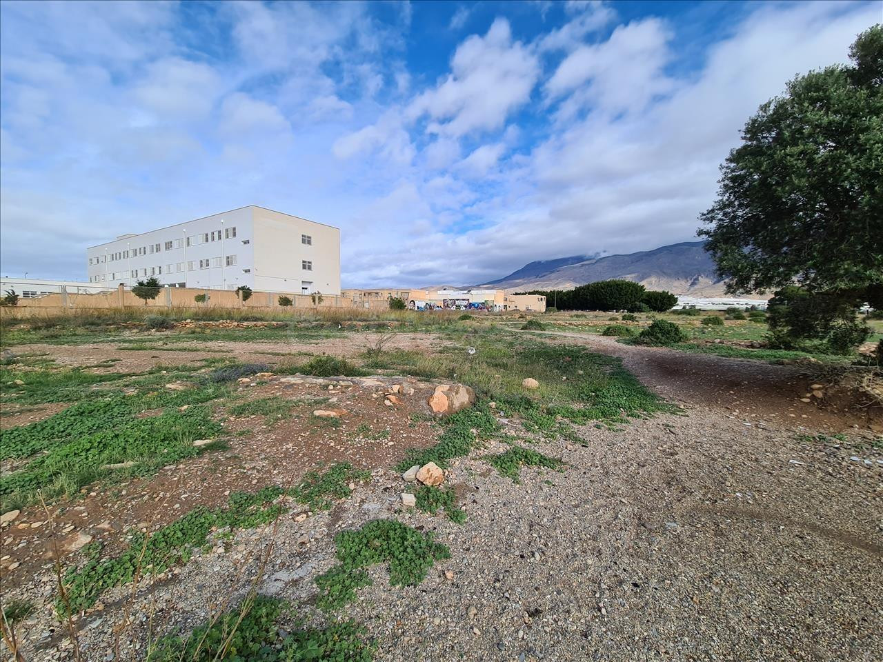 Suelo urbano en venta junto al instituto nuevo en El Ejido - foto 3
