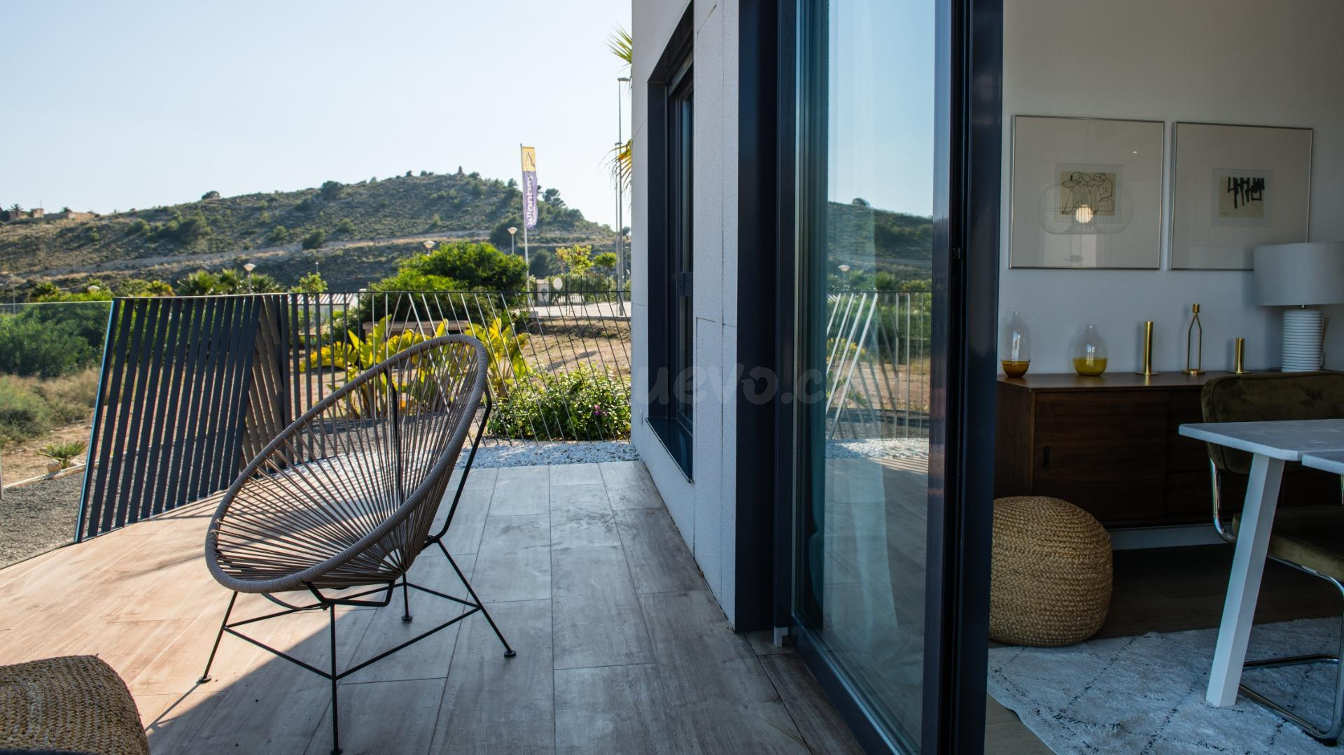 COMPLEJO DE OBRA NUEVA EN VILLAYOJOSA - foto 2