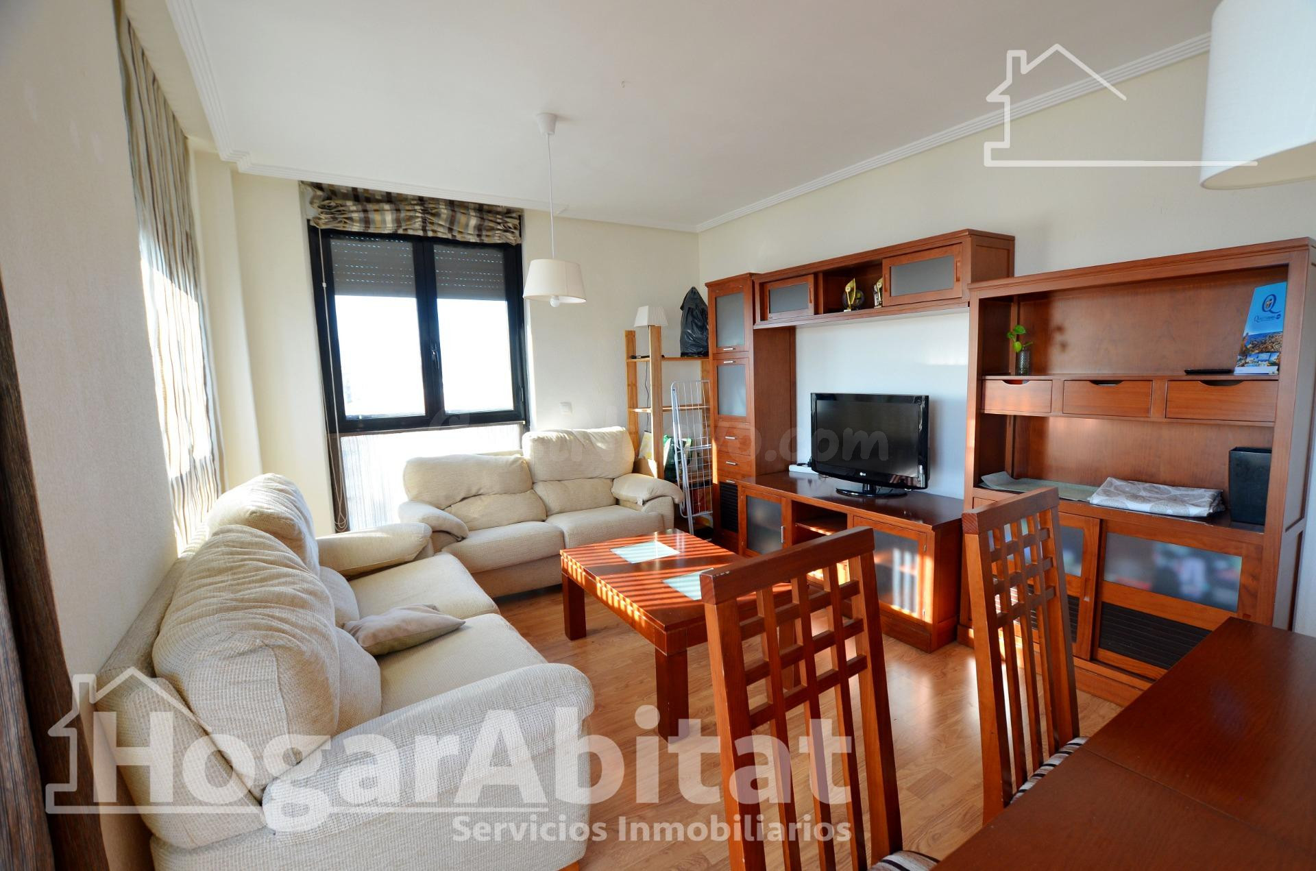 ALTO Y MUY LUMINOSO EN RESIDENCIAL CON PISCINA, ASCENSOR Y GARAJE