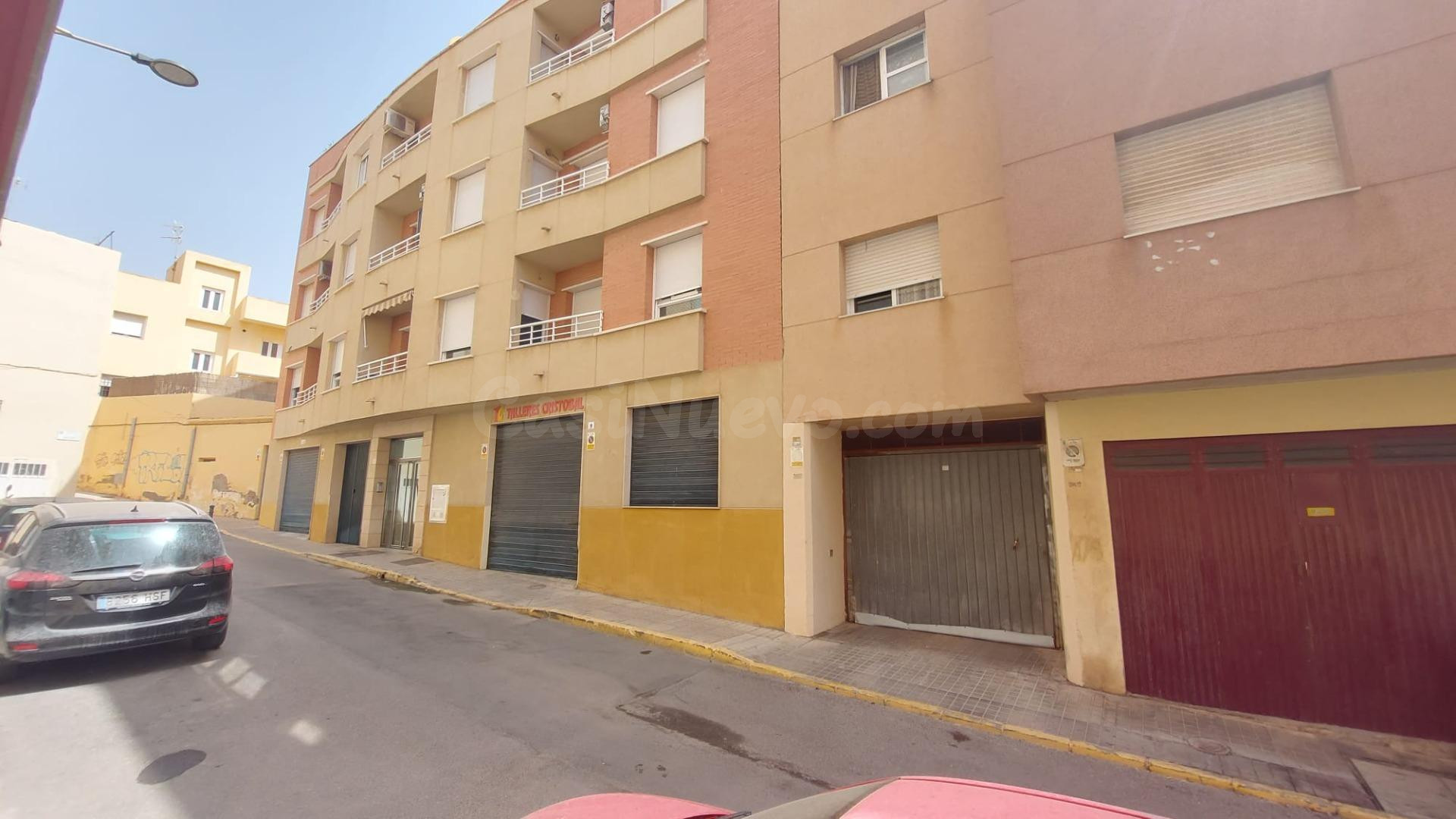 Garaje en venta en Ejido centro - foto 2