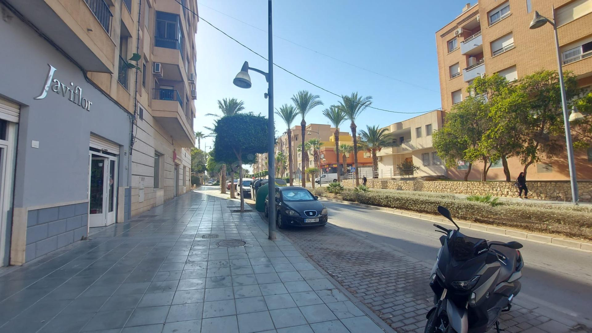 Garaje para motos en alquiler en El Ejido - foto 2