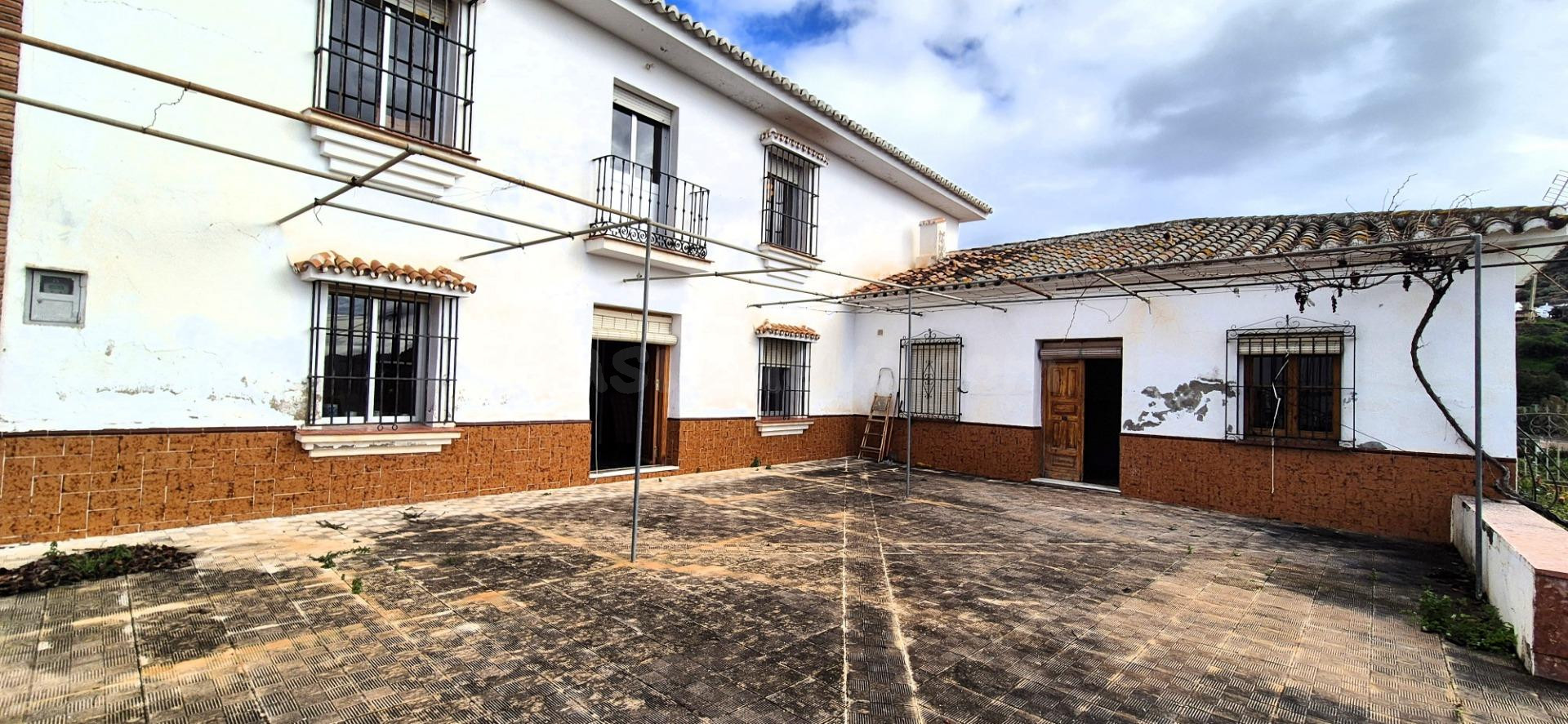 Casa en Alcaucín en venta nueva en el mercado - foto 3