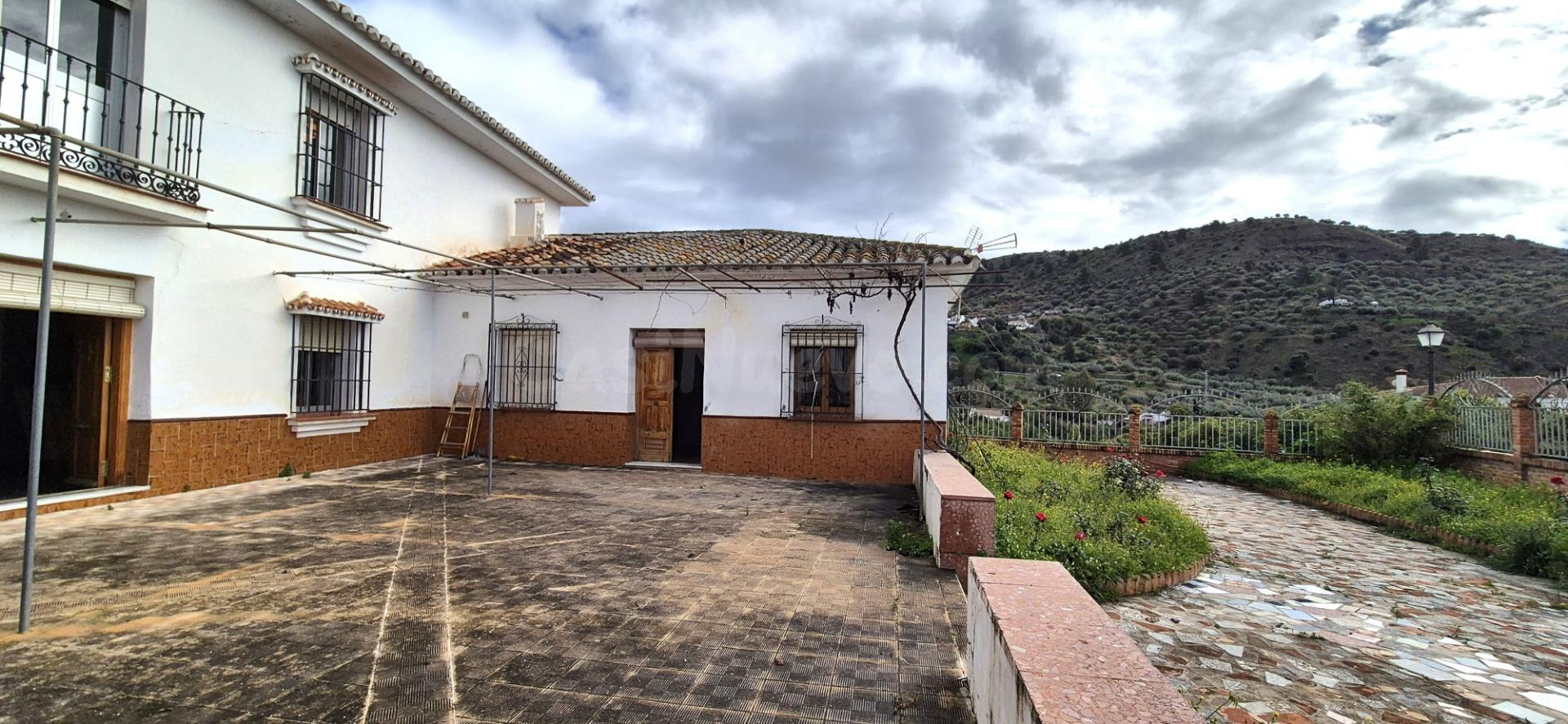 Casa en Alcaucín en venta nueva en el mercado - foto 4