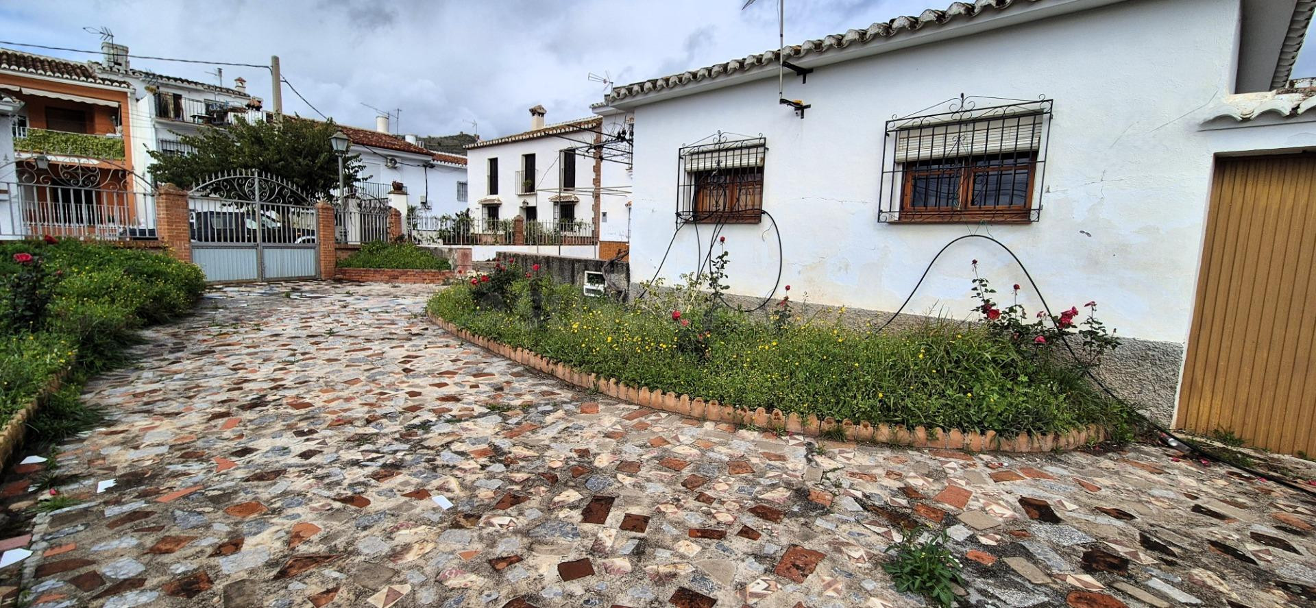 Casa en Alcaucín en venta nueva en el mercado - foto 5