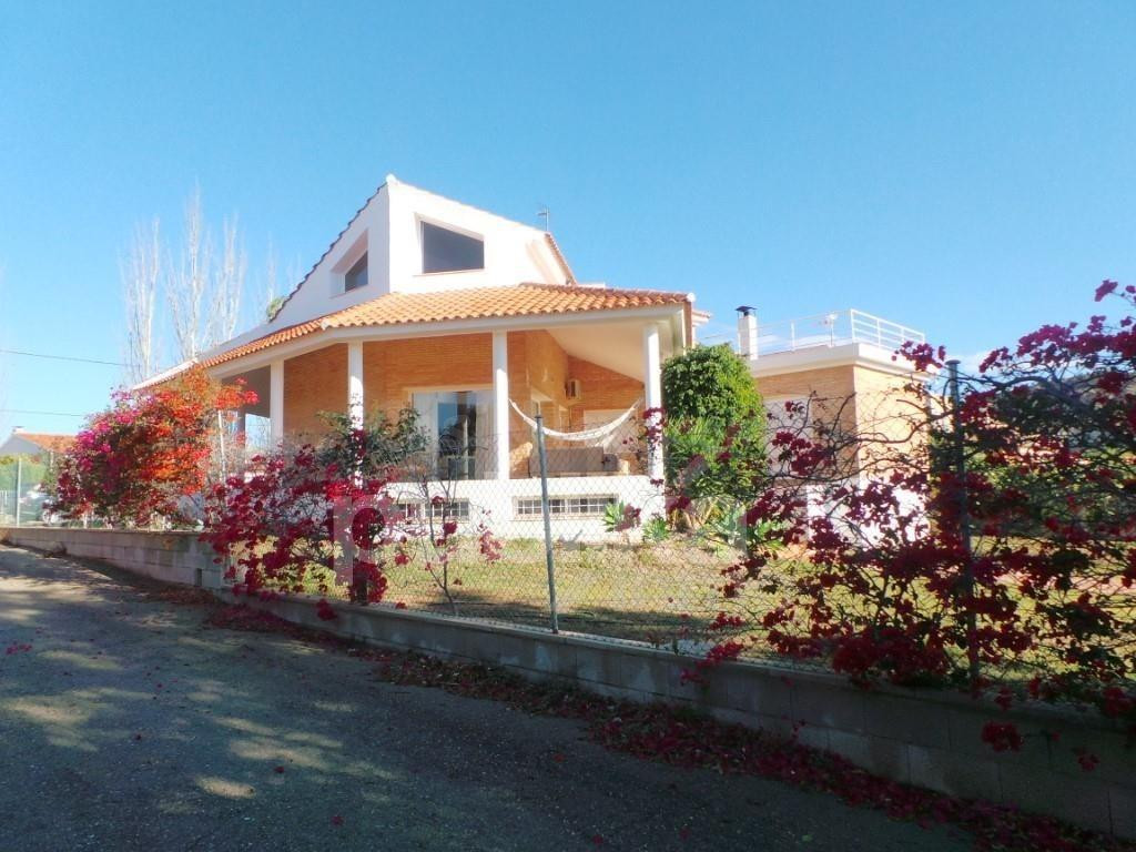Casa 3 habitaciones 412m² en venta - Villamontes-Boqueres