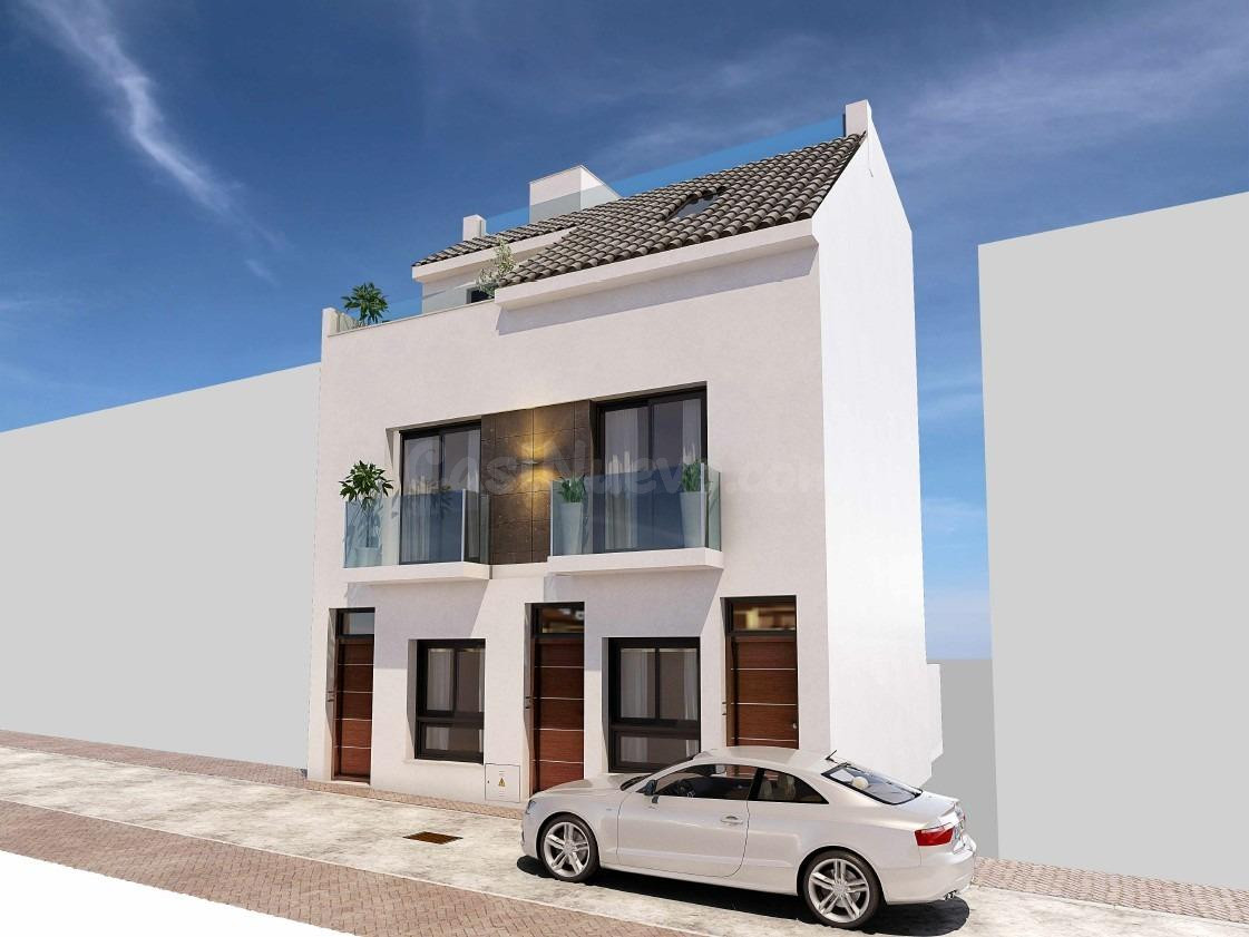 Parcela urbana para 3 viviendas con 3 parkings incluidos con - foto 2