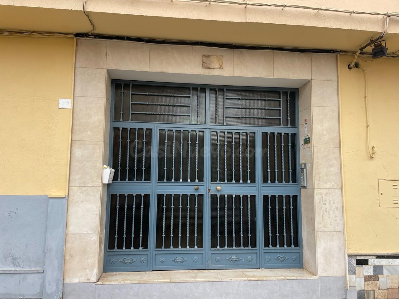 Piso de 3 dormitorios ocupado en El Ejido - foto 3