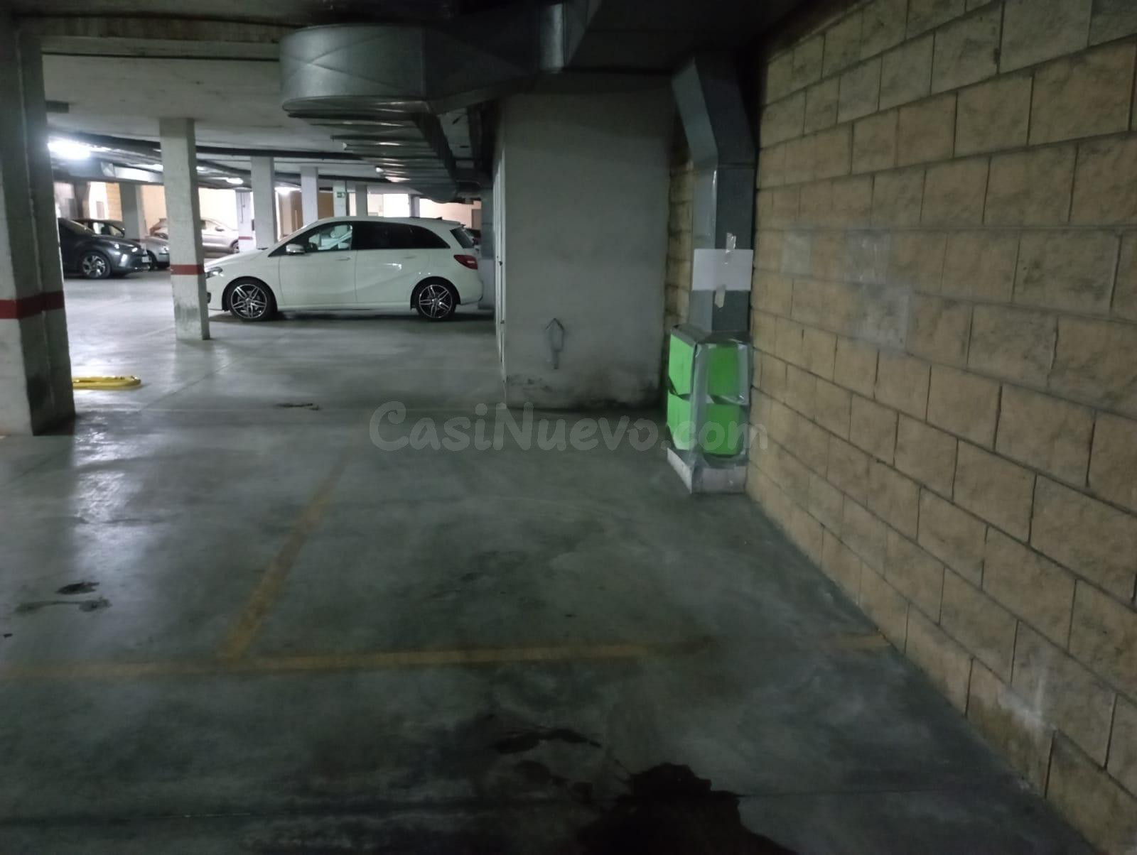 Plaza de Garaje en Venta, a escasos metros de la Plaza de la - foto 5
