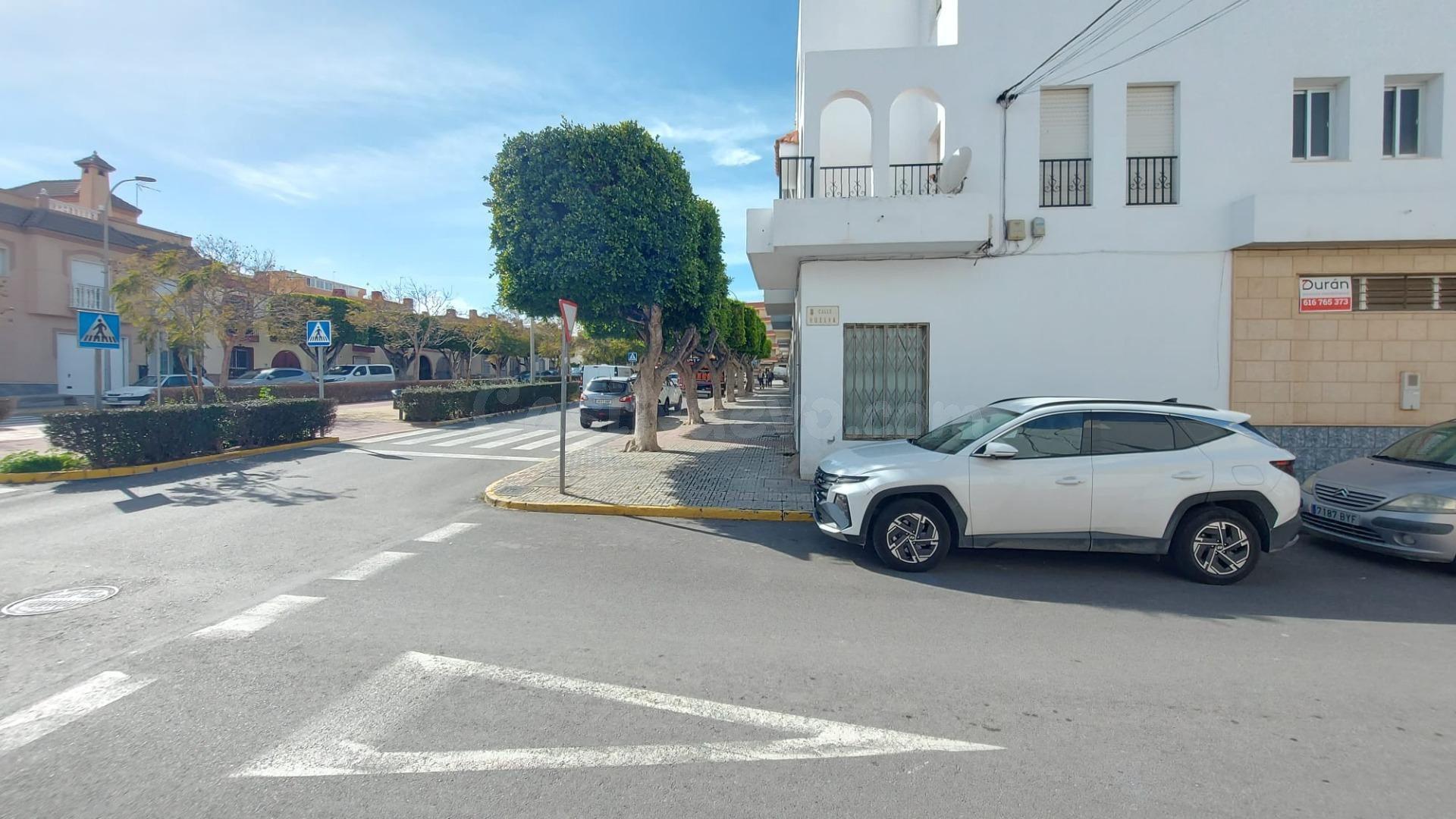 Amplio Local Comercial en El Ejido - Ideal para Negocios Eme - foto 3
