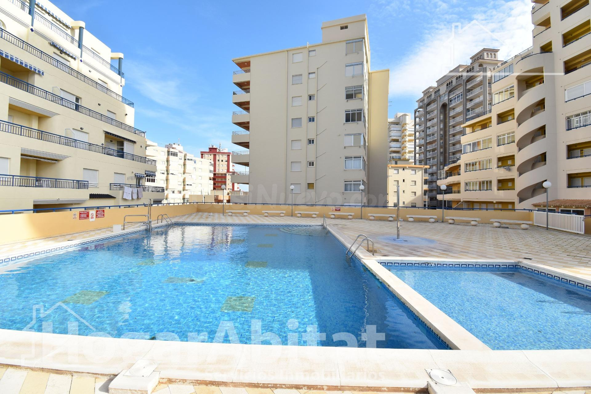 ¡SEGUNDA LÍNEA DE PLAYA! AMPLIO Y EXTERIOR CON GARAJE, ASCEN