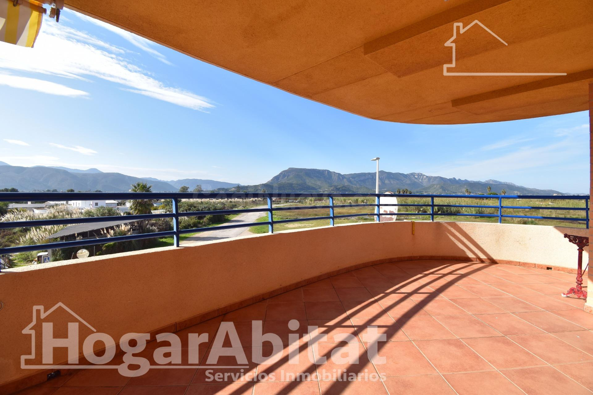 ¡SEGUNDA LÍNEA DE PLAYA! AMPLIO Y EXTERIOR CON GARAJE, ASCEN - foto 2