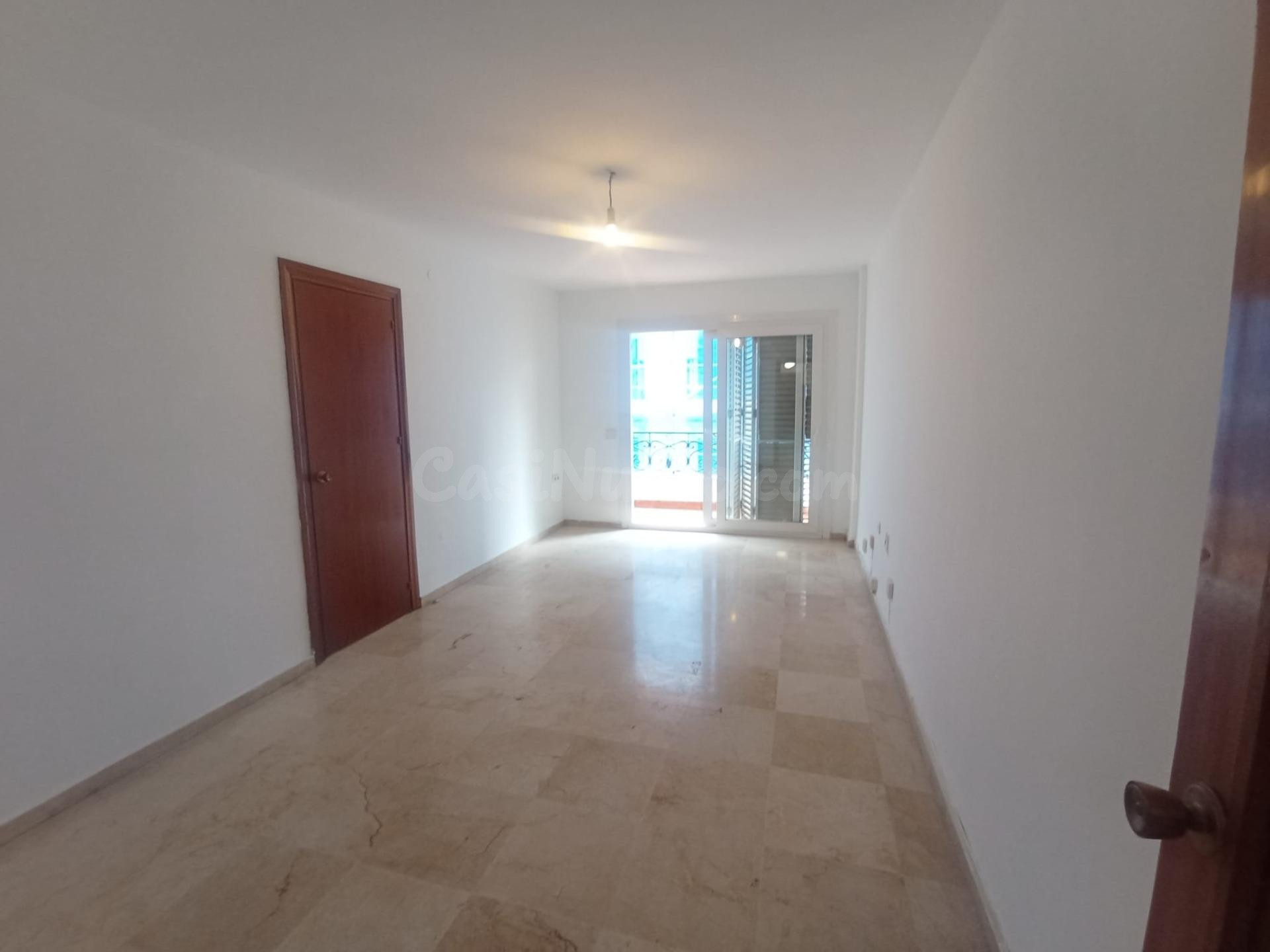 Amplio Piso en el Corazón del Centro Histórico de Málaga - foto 4