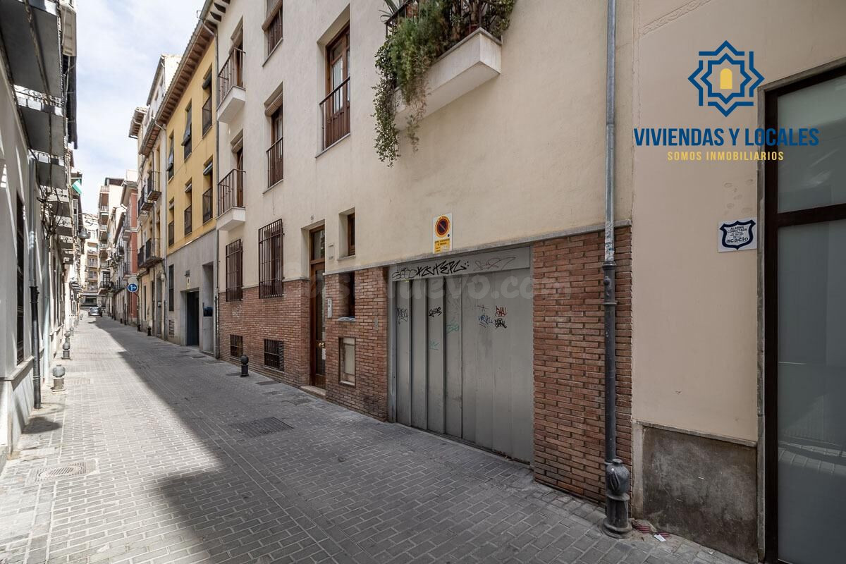 PLAZA DE GARAJE EN EL CENTRO - foto 2