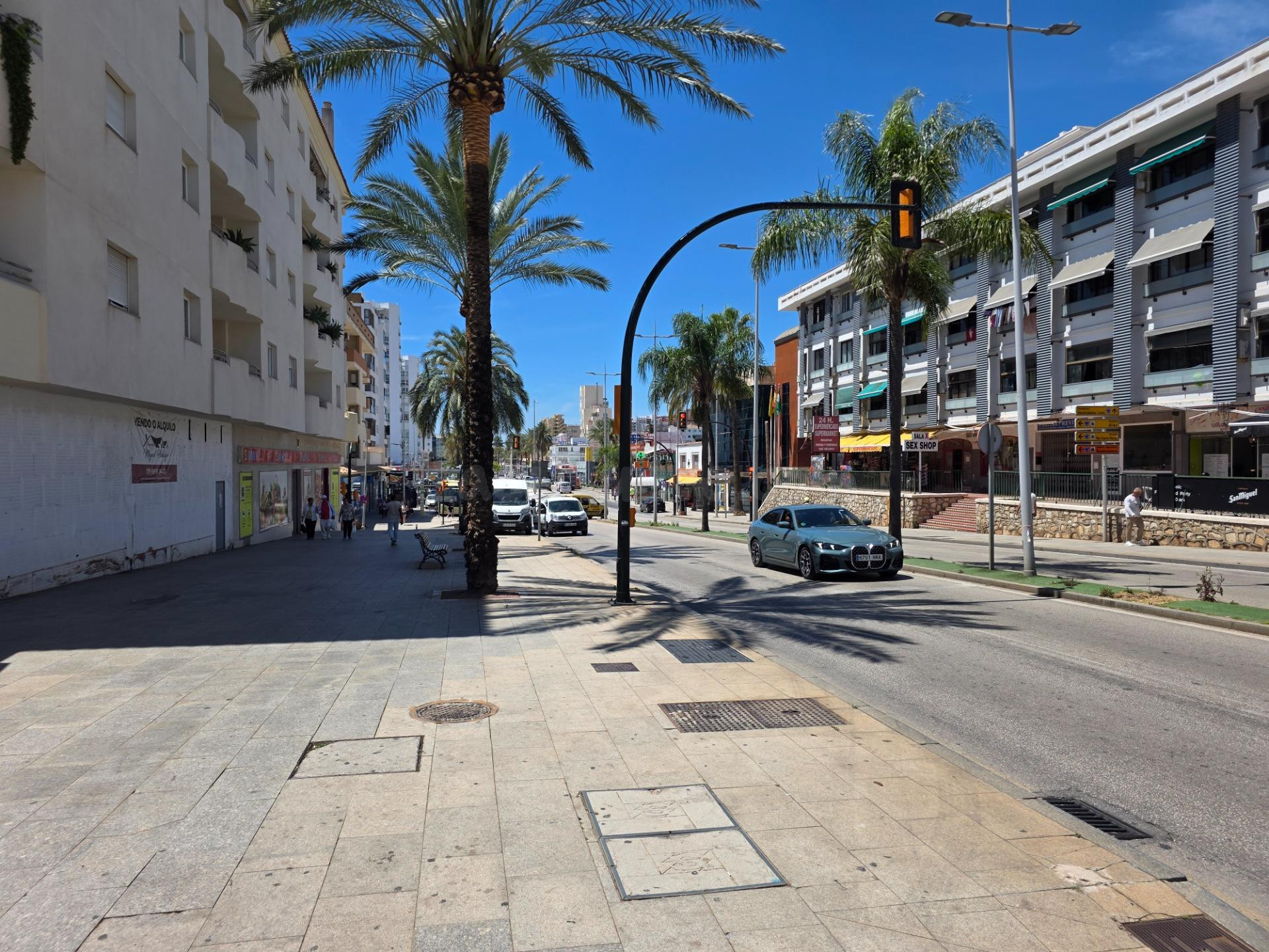EN VENTA ALQUILADA. Estudio en plaza solymar a 200 metros de - foto 2