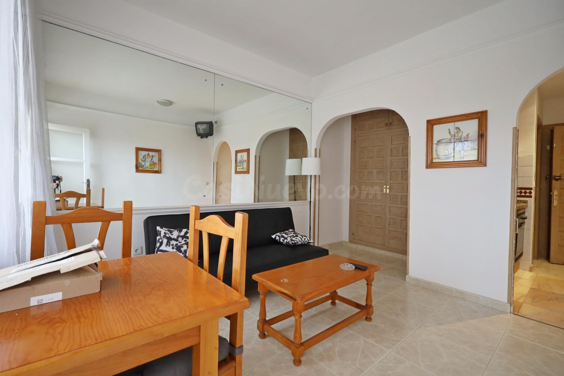 Venta de estudio en los Nidos, Carihuela a 50 metros de play - foto 3
