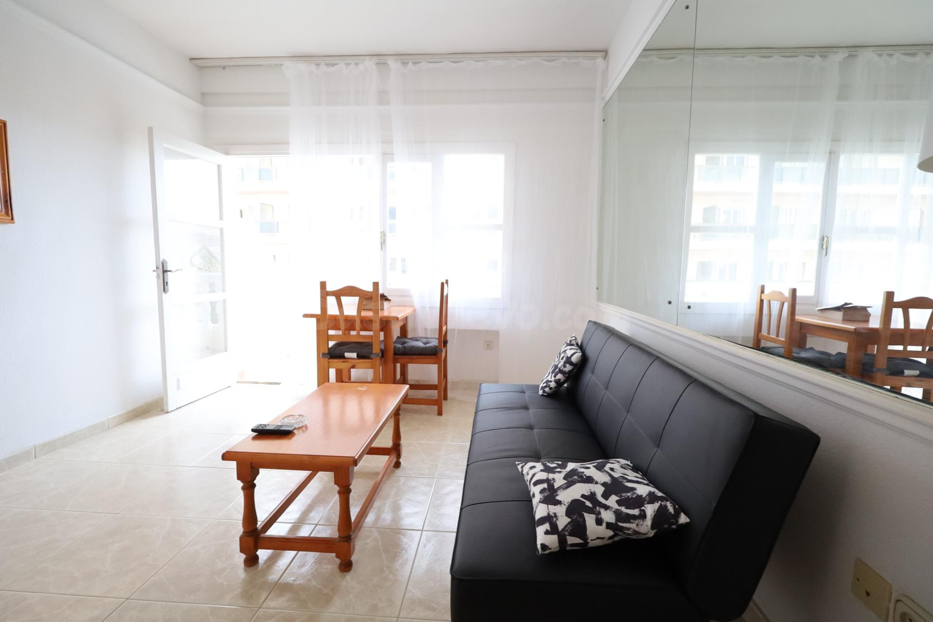 Venta de estudio en los Nidos, Carihuela a 50 metros de play - foto 5