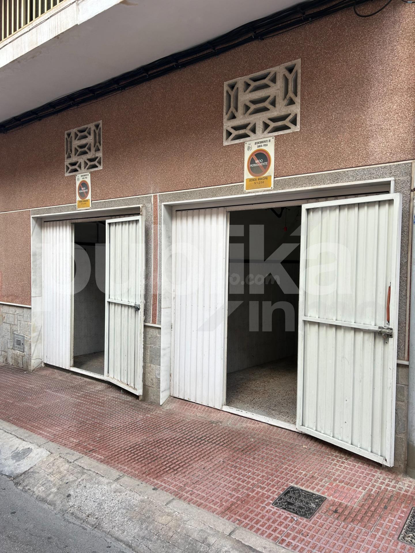 2 locales en venta con VADO - foto 2