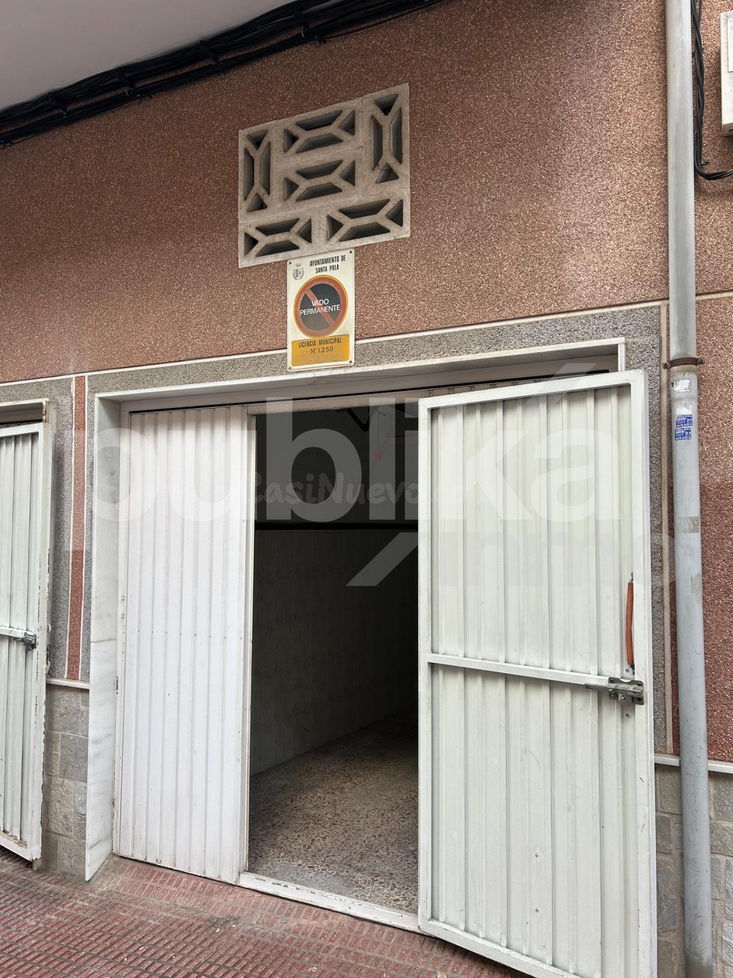 2 locales en venta con VADO - foto 4