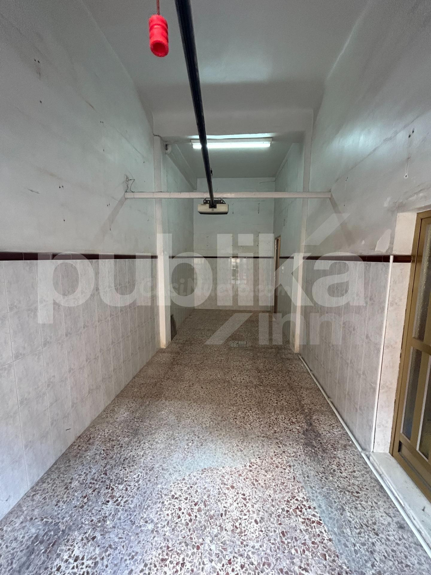 2 locales en venta con VADO - foto 5