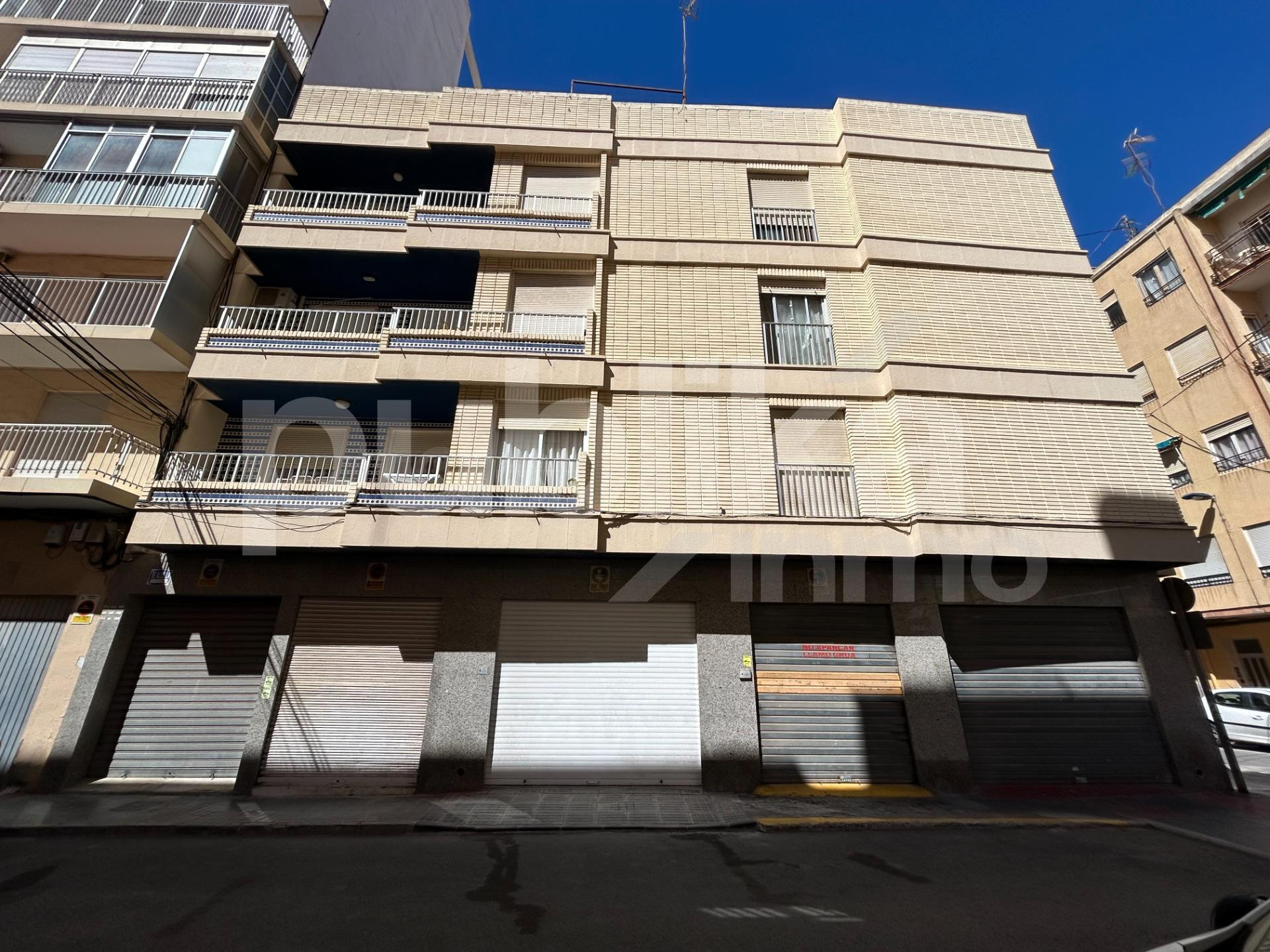 Venta de local con VADO
