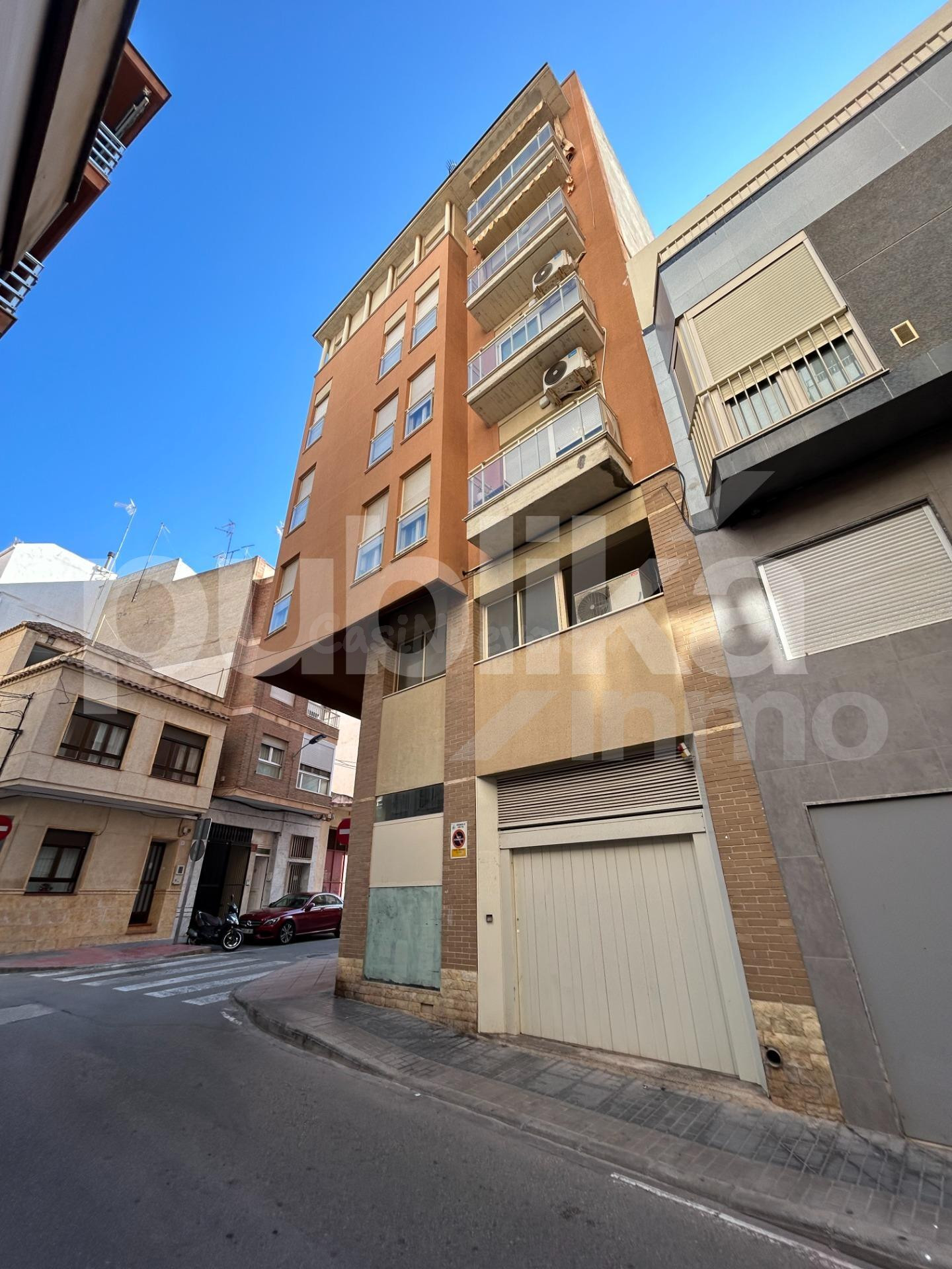 Plaza de Garaje en el centro, zona Glorieta. - foto 3