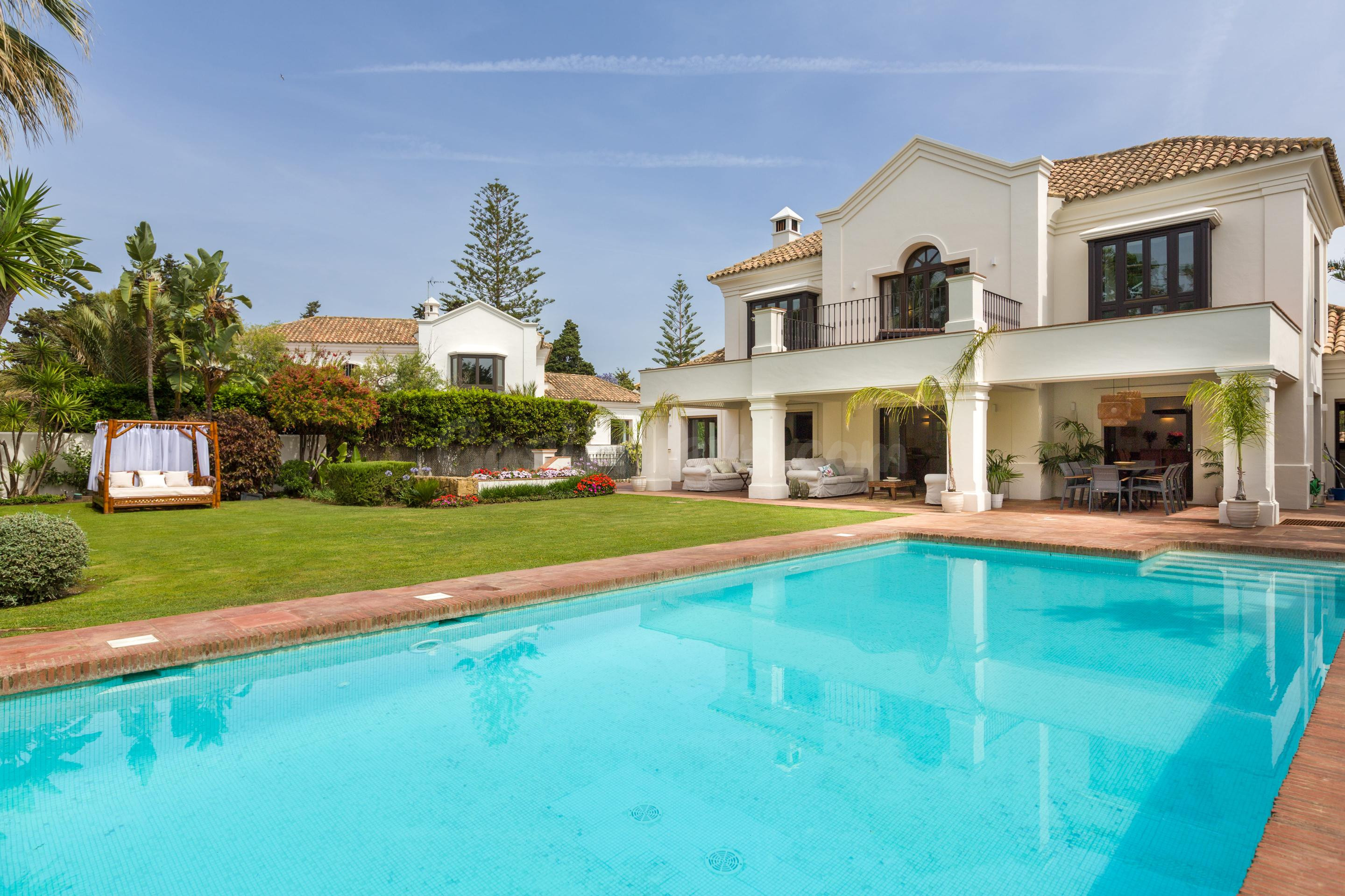 Villa 5 habitaciones 329m² en alquiler - Nueva Atalaya - foto 2