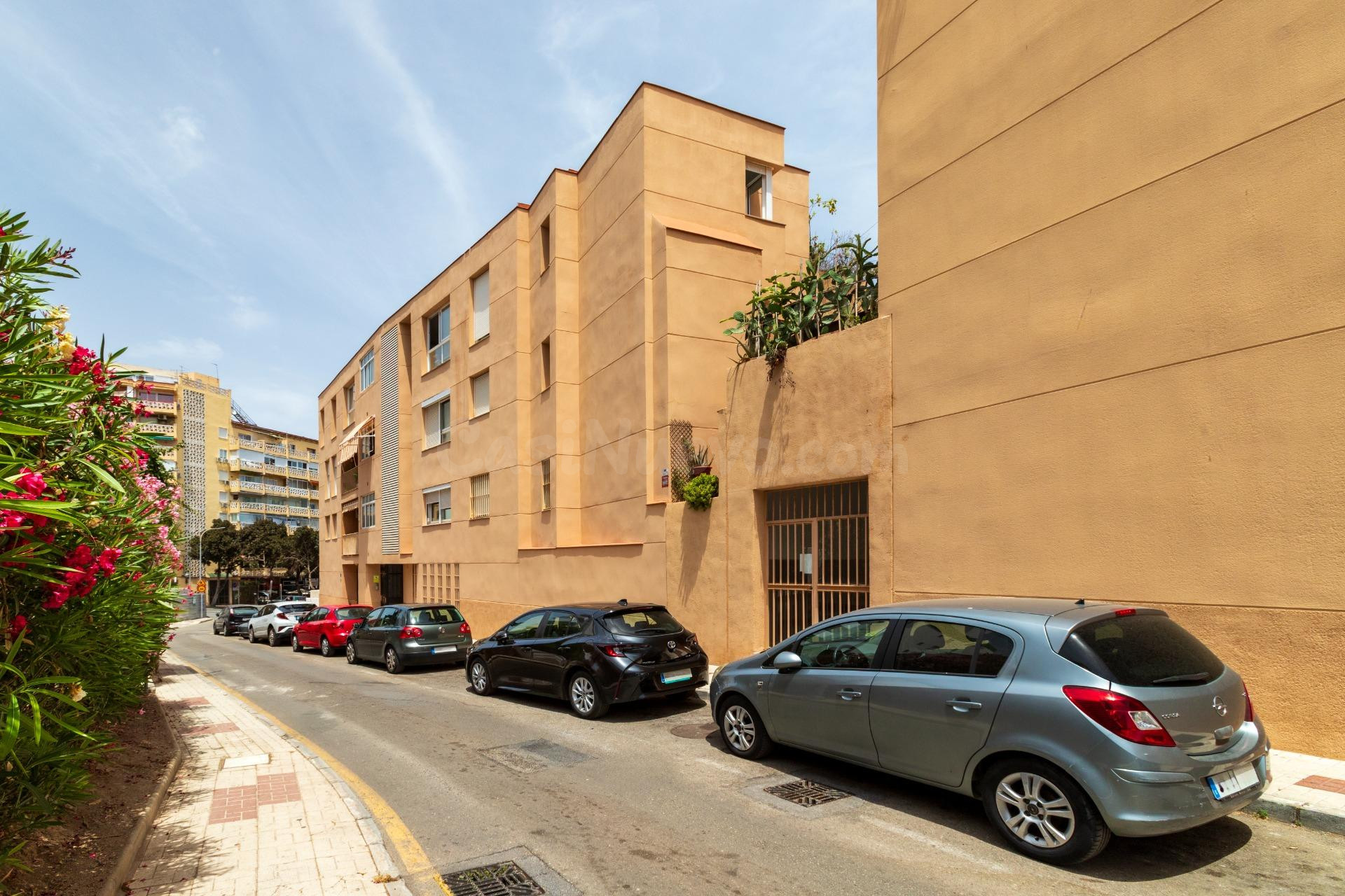 Amplio piso en el corazón de Torremolinos – ¡Tu nuevo hogar  - foto 3