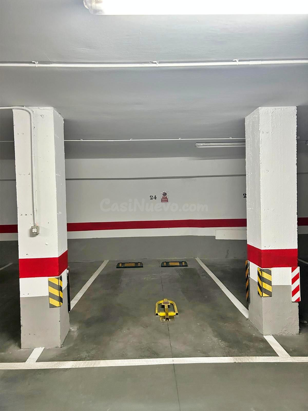 Plaza de garaje a 10 minutos de la universidad de Malaga ( Campus de El Ejido)