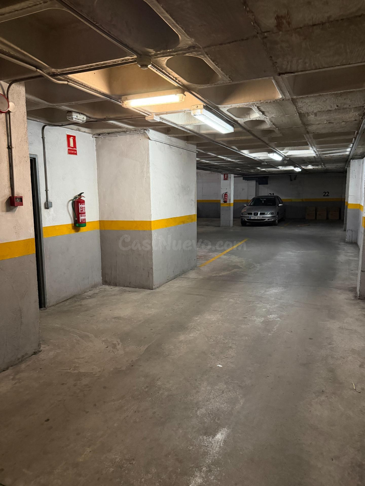 Venta de amplia plaza garaje - foto 5