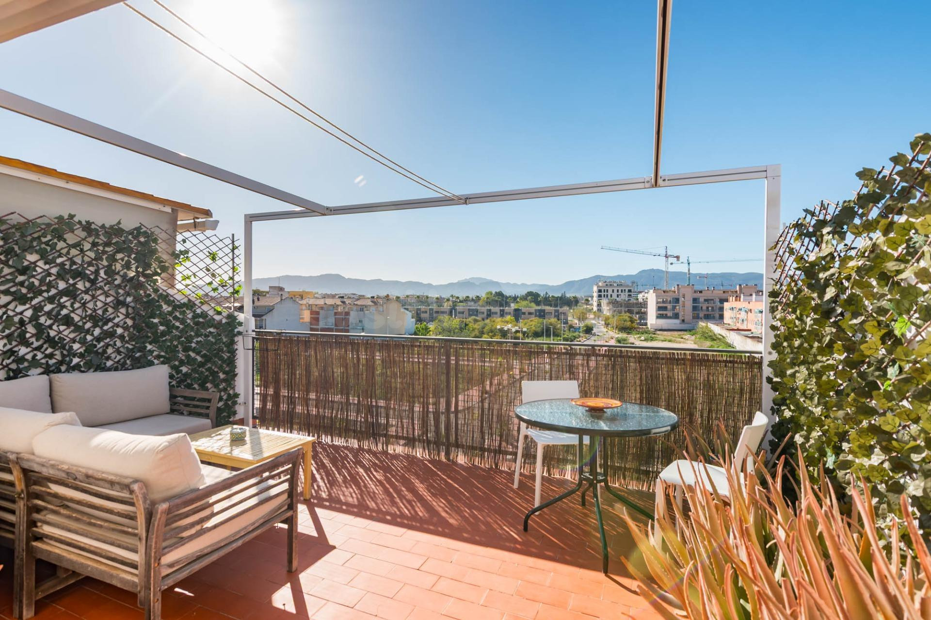 TU NUEVO HOGAR CON PRECIOSAS VISTAS - foto 2
