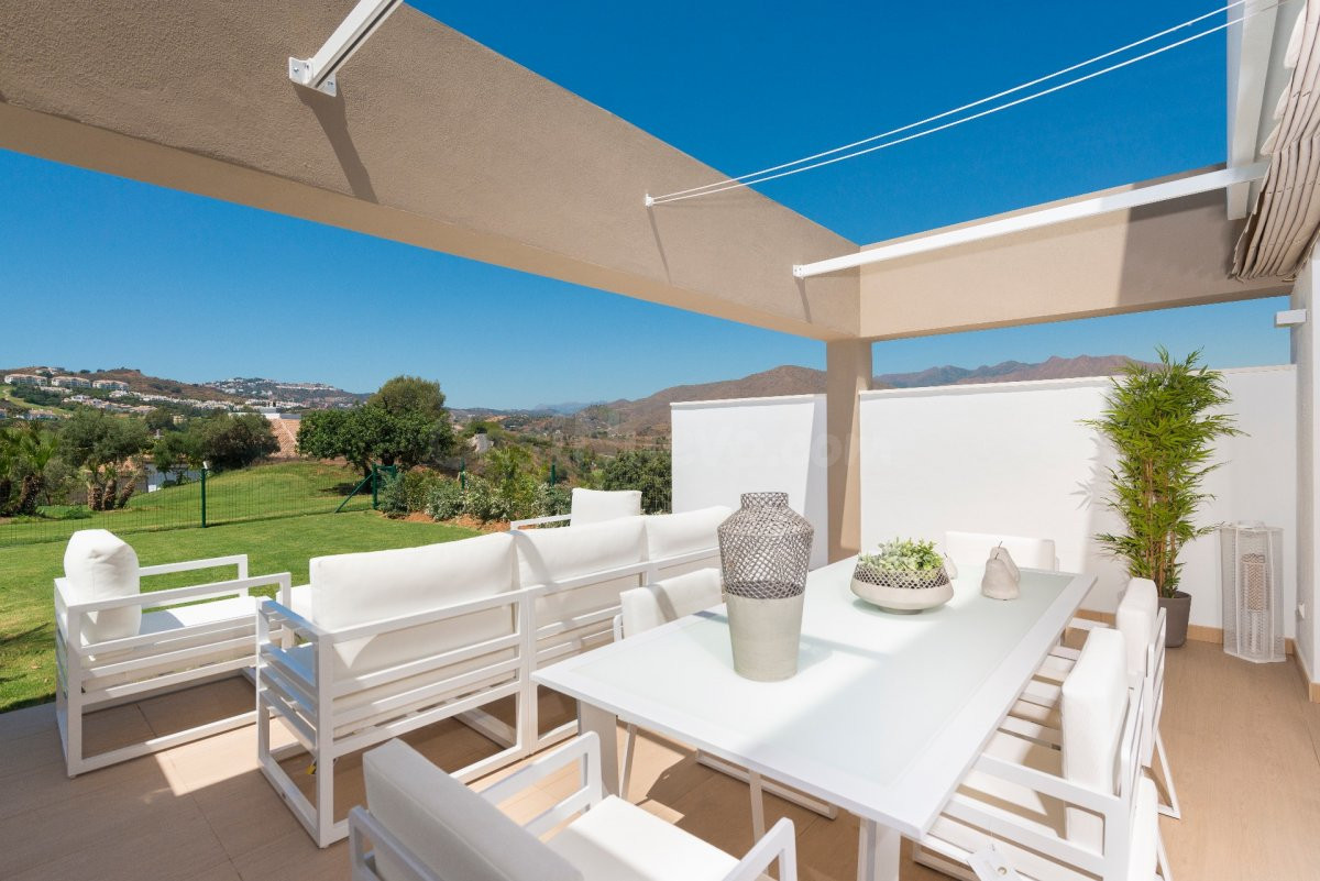 Casas adosadas de nueva construcción en venta en La Cala Gol - foto 2