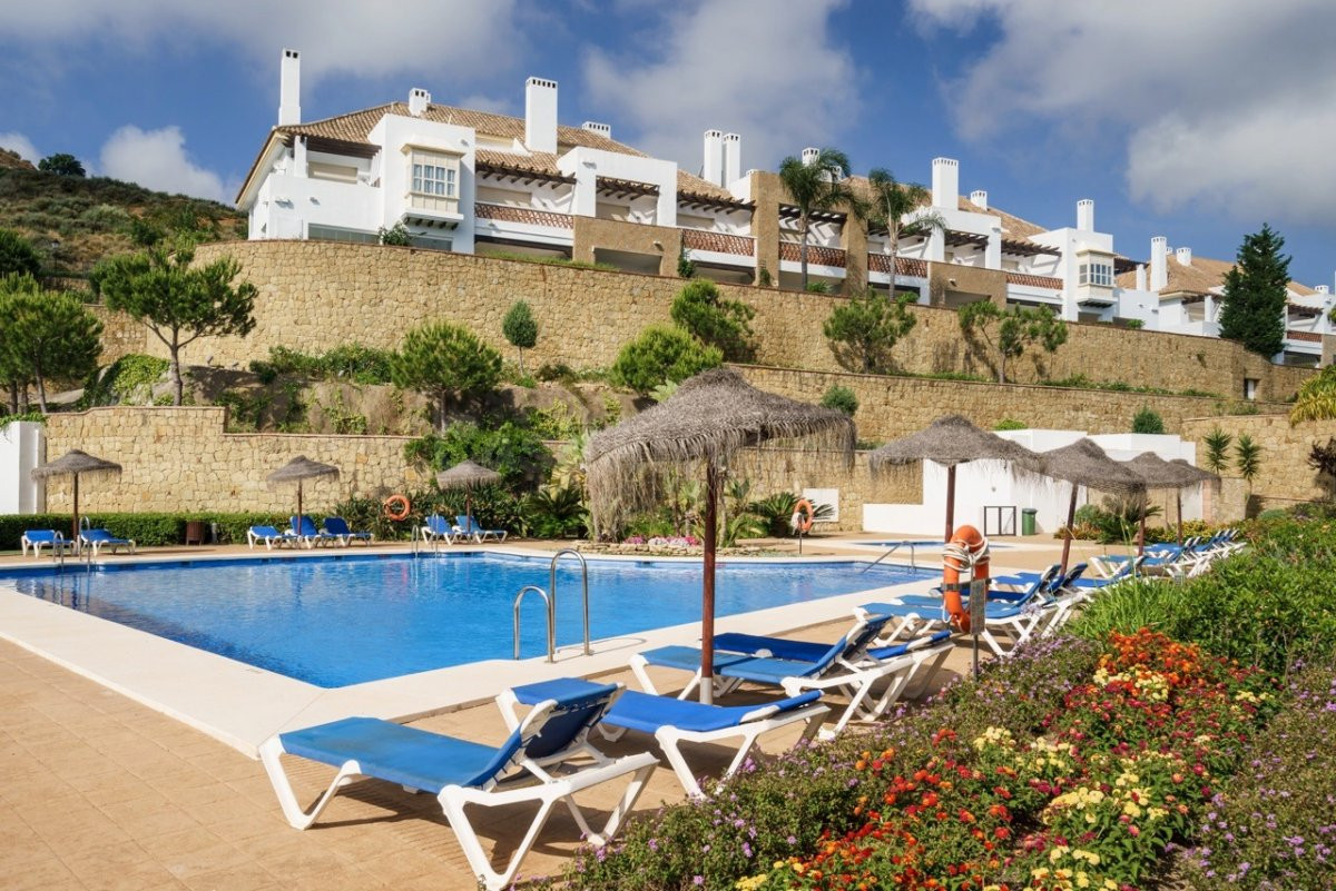 Fantástica Casa Adosada en venta con vistas y jardín en La C - foto 5