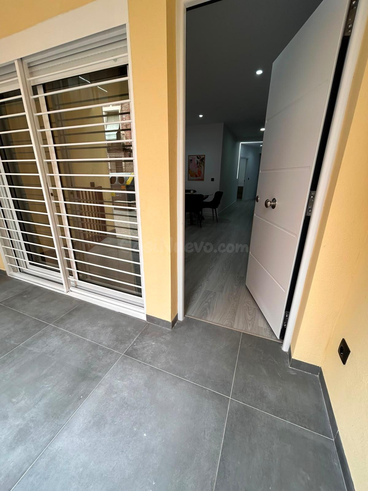 Estudio 1 habitación 65m² en alquiler - Gran Via - foto 4
